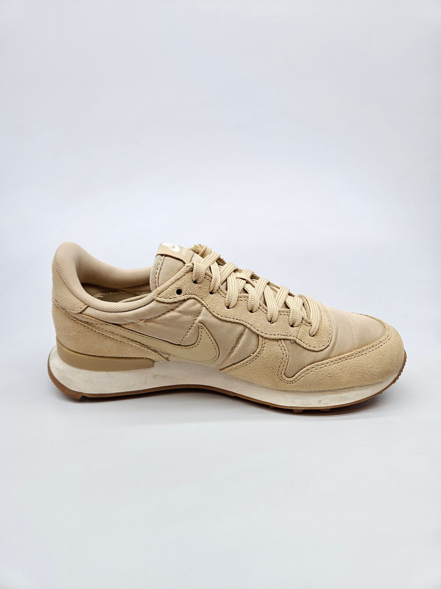 NIKE NOVI ORIGINAL PATIKI BR 38.5