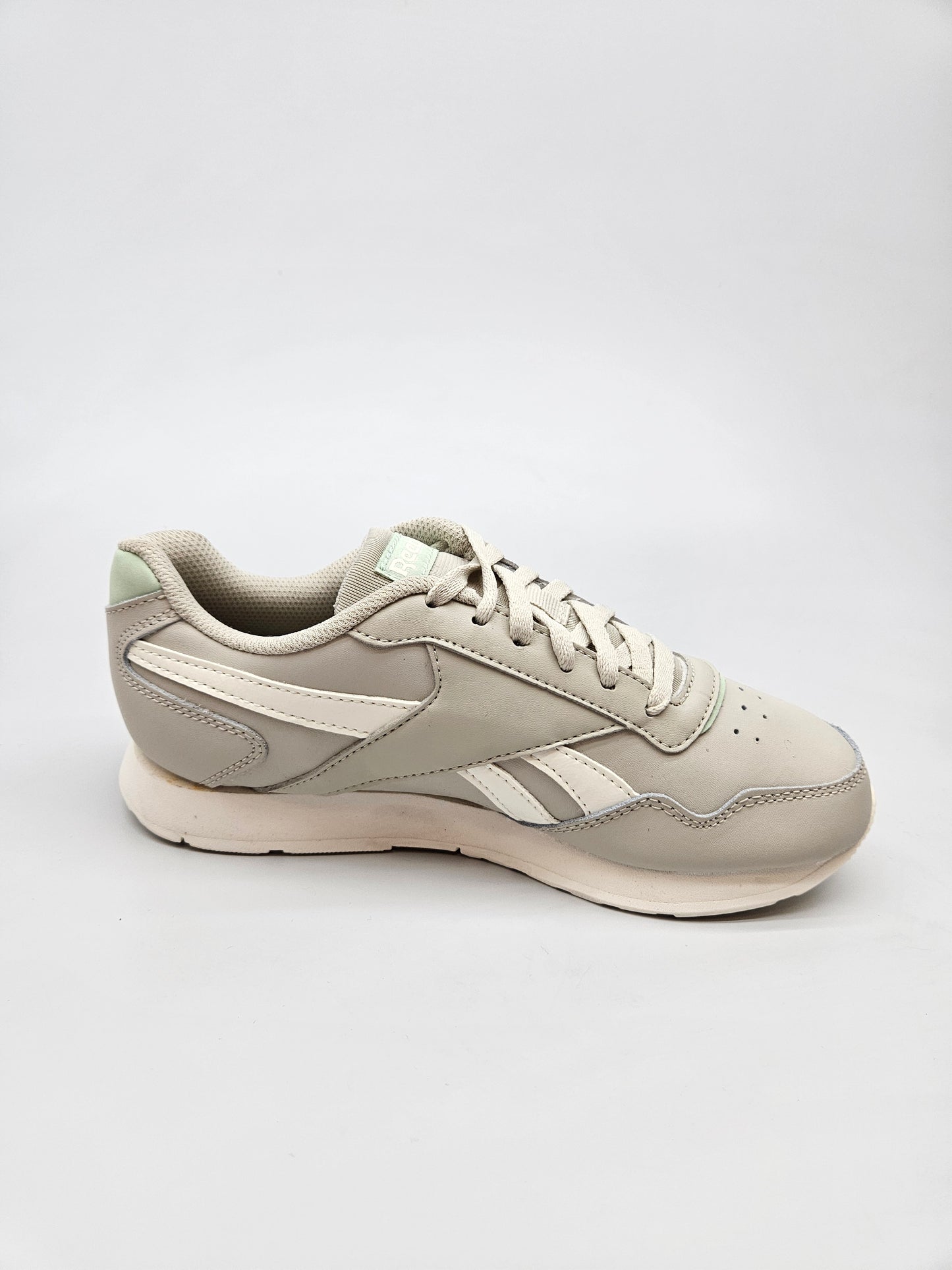 REEBOK NOVI ORIGINAL PATIKI BR 35