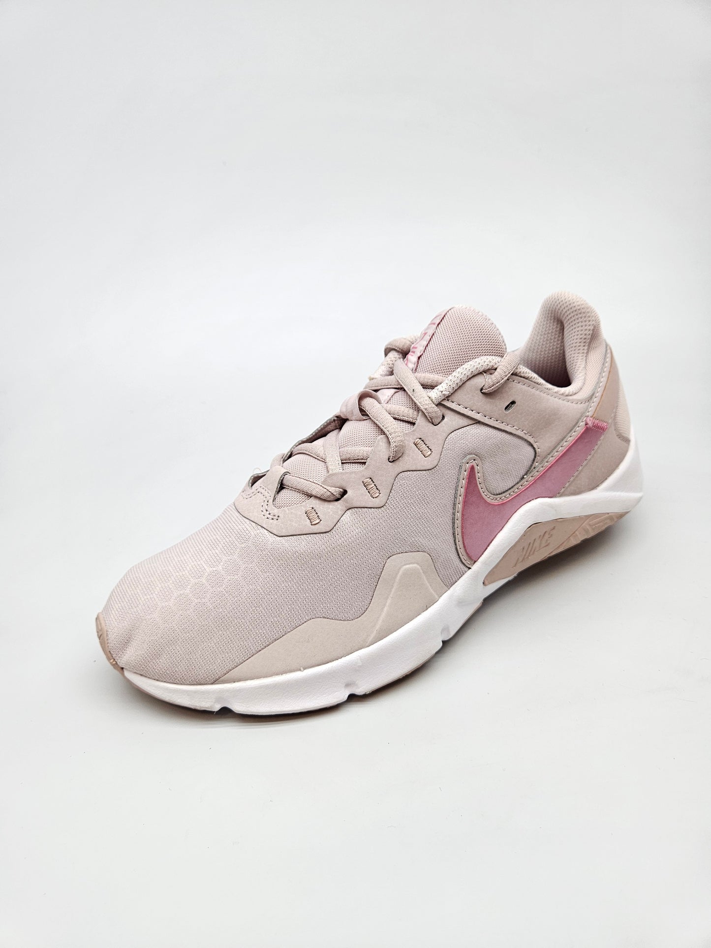 NIKE NOVI ORIGINAL PATIKI BR 38