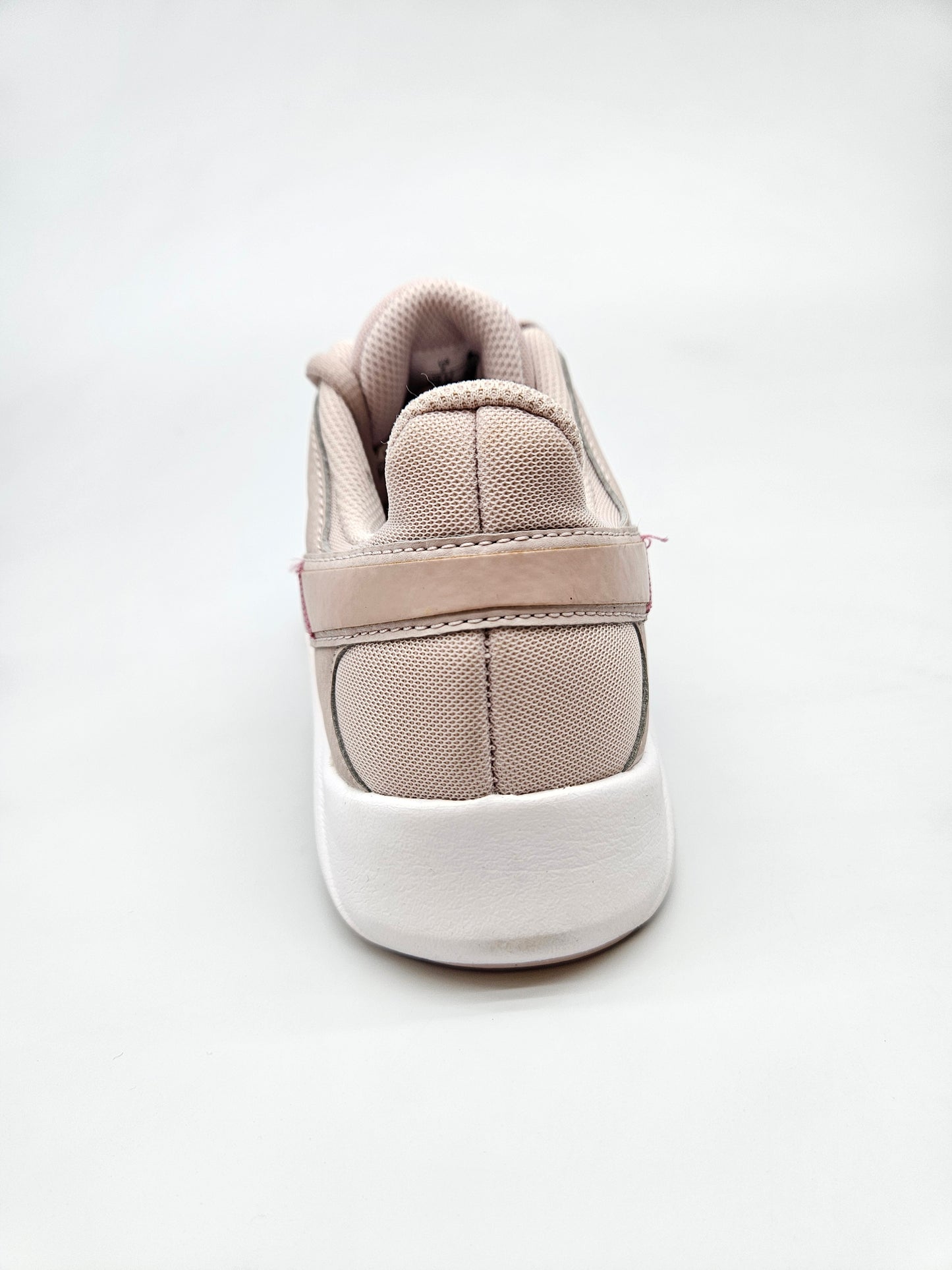 NIKE NOVI ORIGINAL PATIKI BR 38