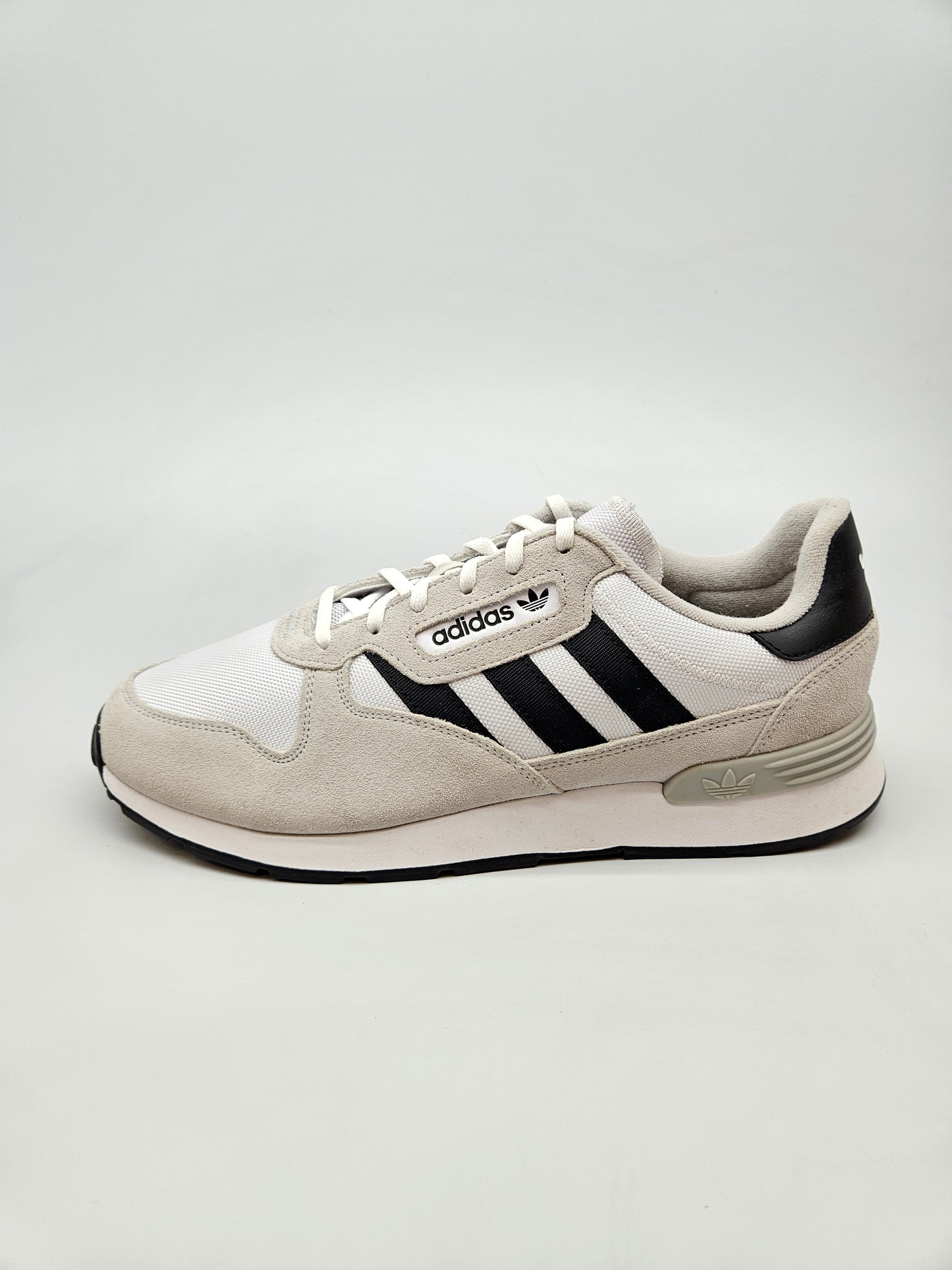 ADIDAS NOVI ORIGINAL PATIKI BR 45