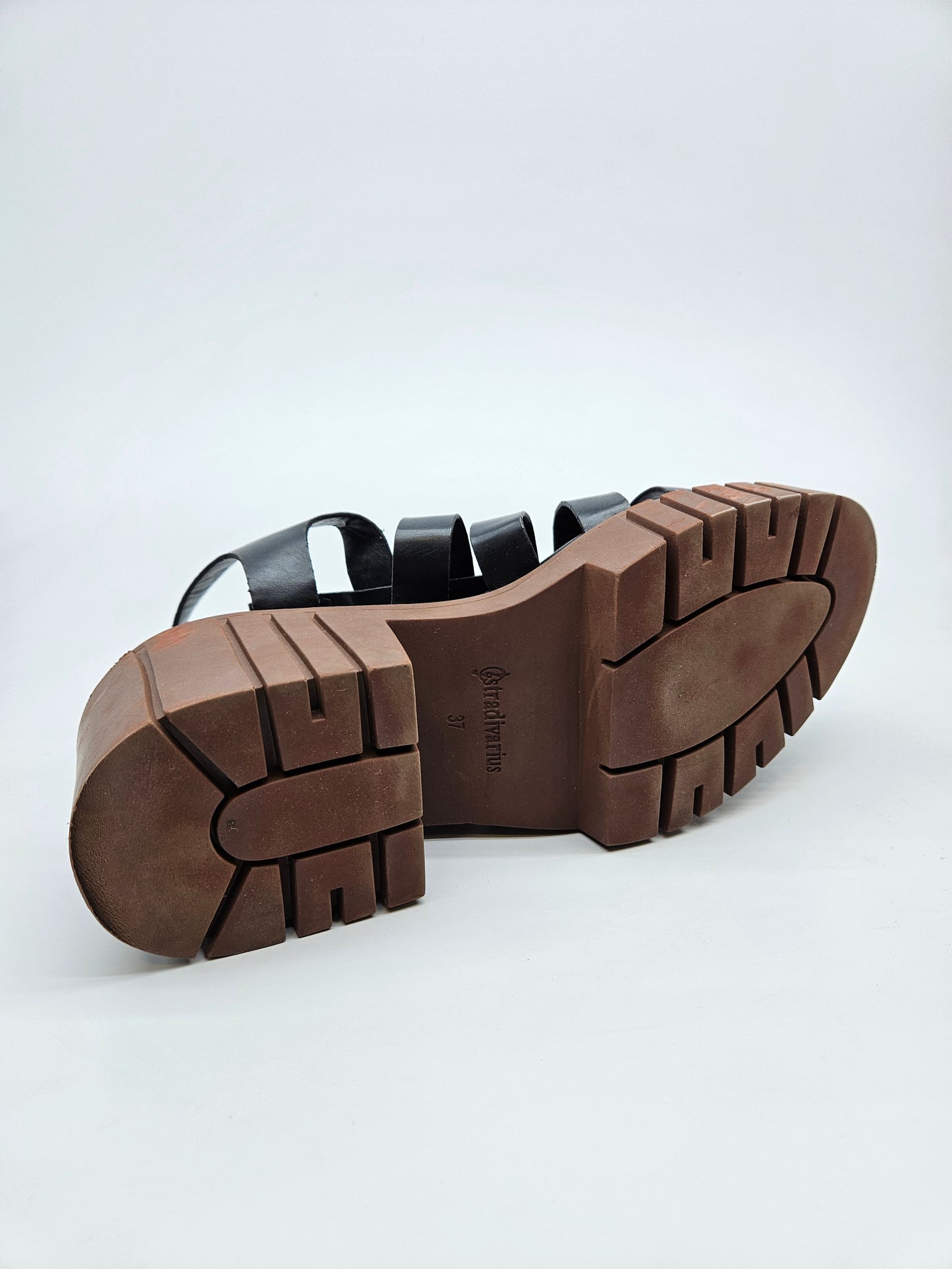 STRADIVARIUS ORIGINAL SANDALI BR 37