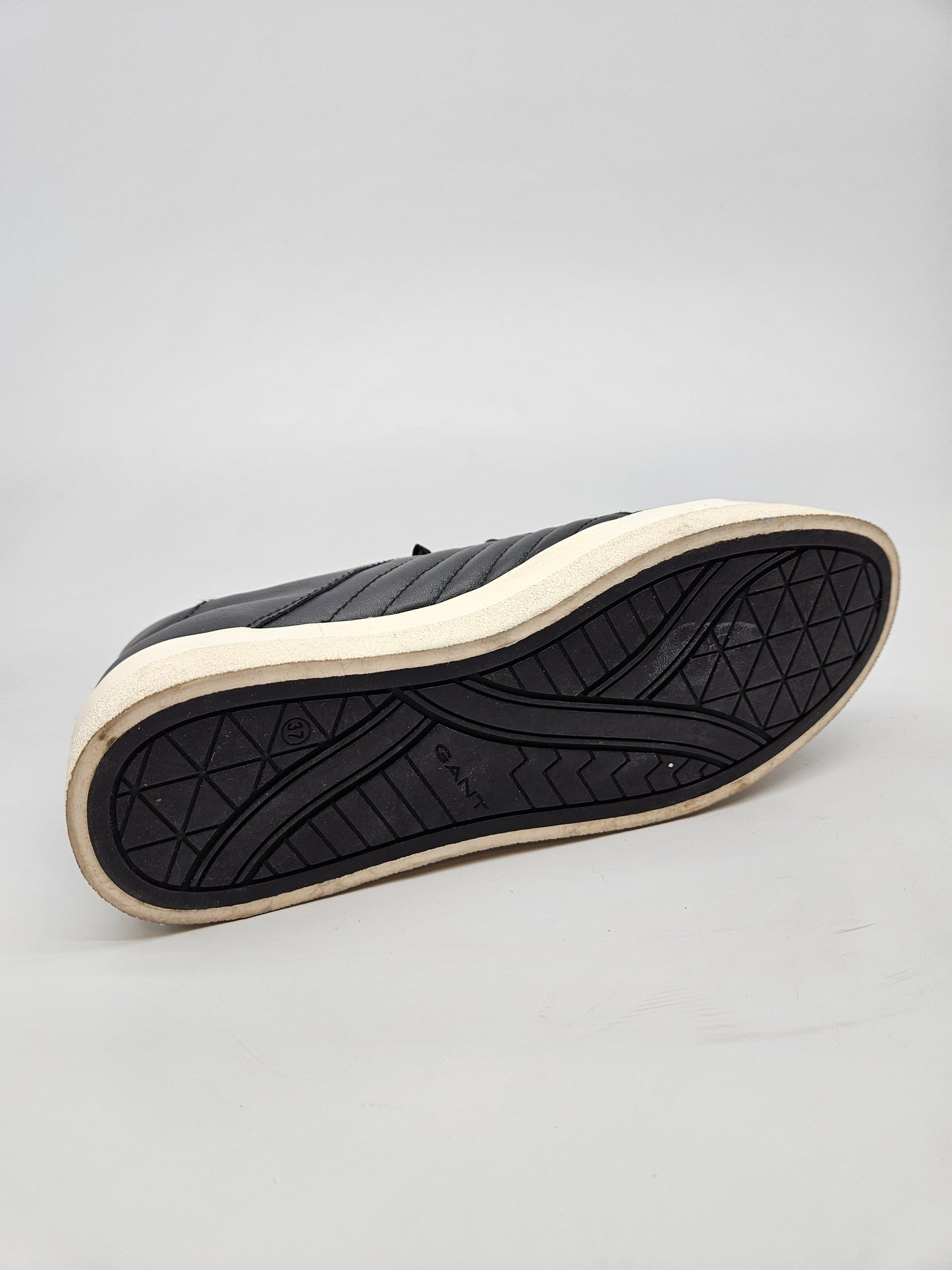 GANT NOVI ORIGINAL PATIKI BR 37
