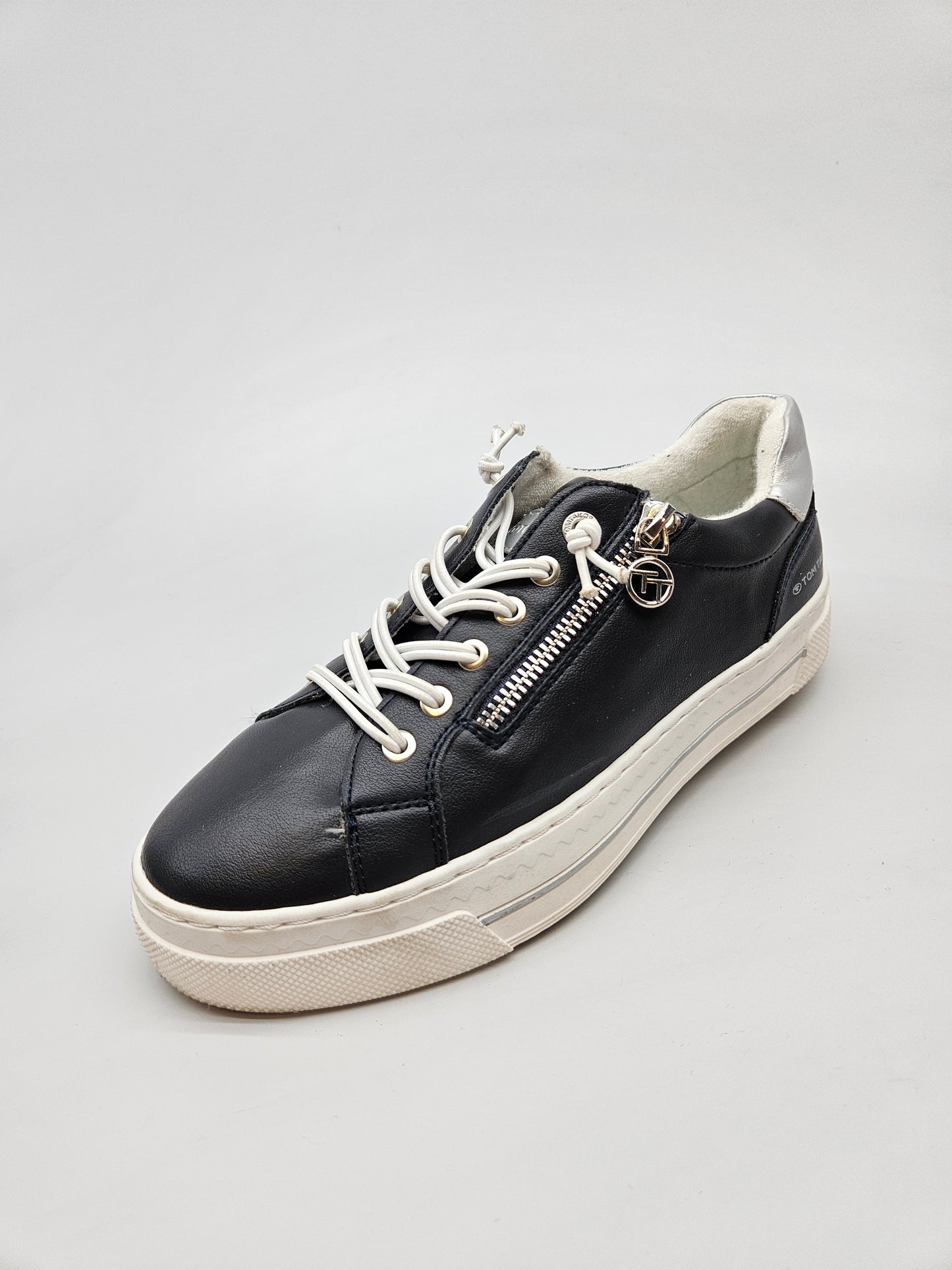 TOM TAILOR NOVI ORIGINAL PATIKI BR 37