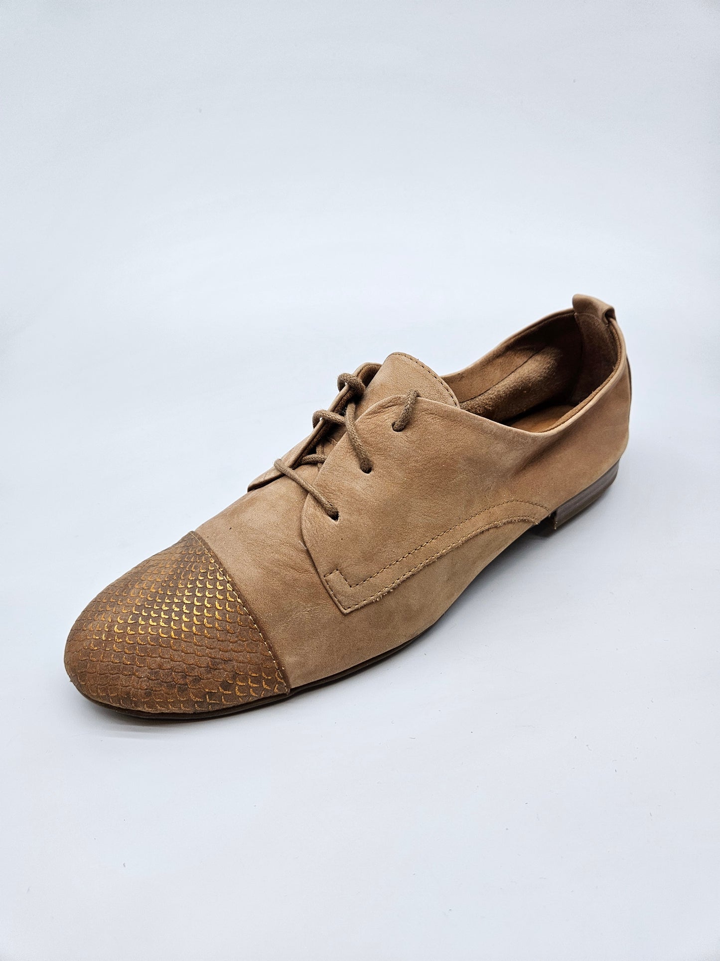 TAMARIS NOVI ORIGINAL KOZNI CEVLI BR 41