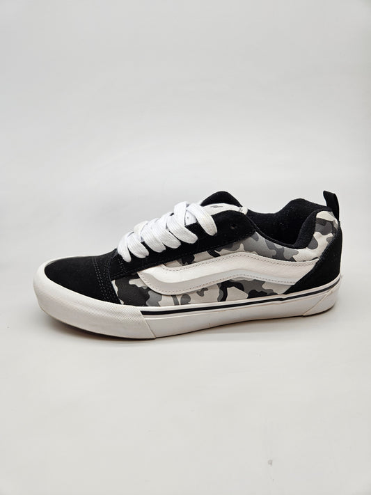 VANS NOVI ORIGINAL PATIKI BR 44.5