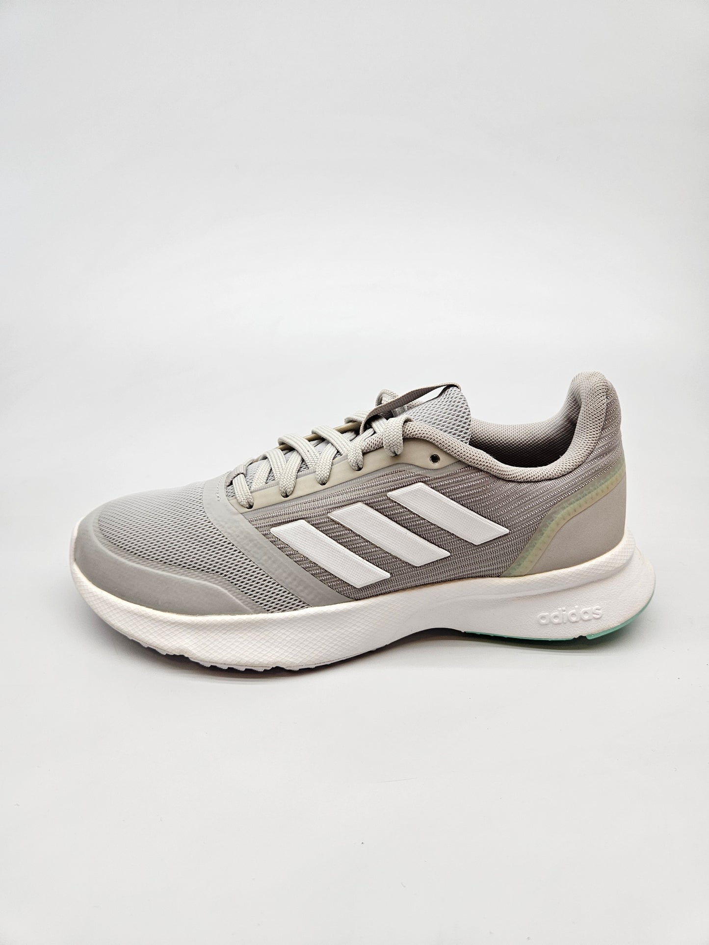 ADIDAS NOVI ORIGINAL PATIKI BR 36.5