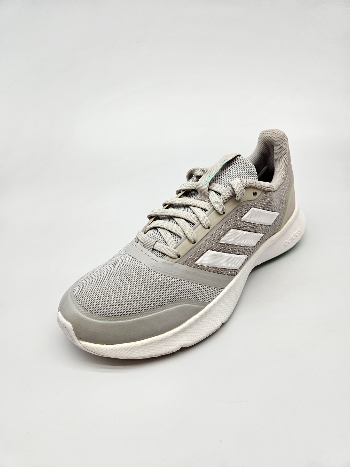 ADIDAS NOVI ORIGINAL PATIKI BR 36.5