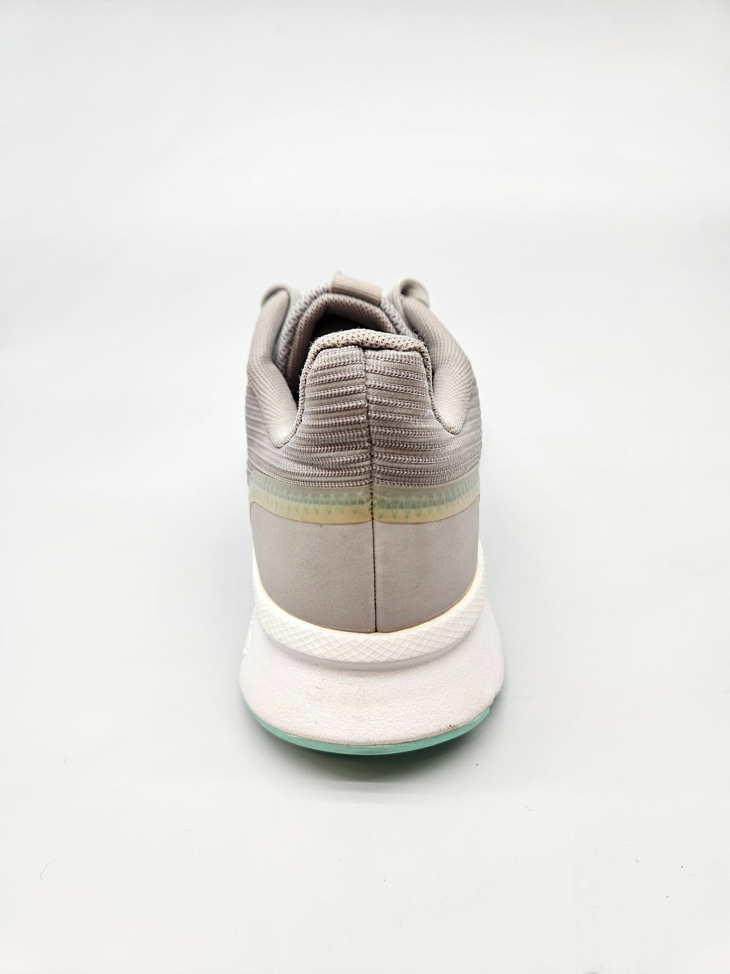 ADIDAS NOVI ORIGINAL PATIKI BR 36.5