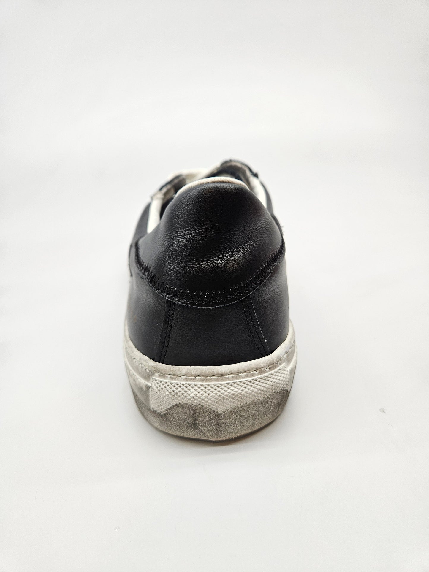 JOHN RICHMOND NOVI ORIGINAL PATIKI BR 45