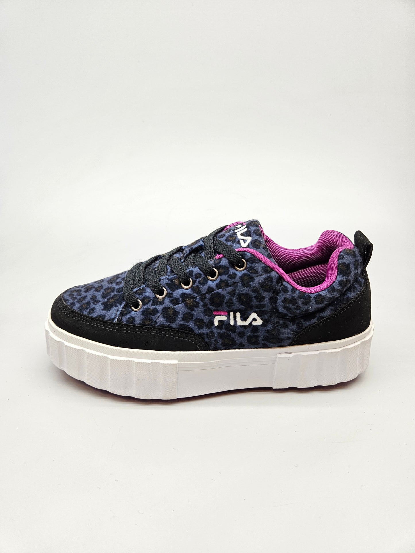 FILA NOVI ORIGINAL PATIKI BR 37