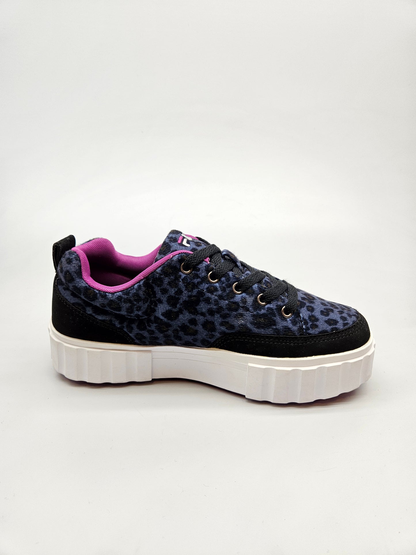 FILA NOVI ORIGINAL PATIKI BR 37