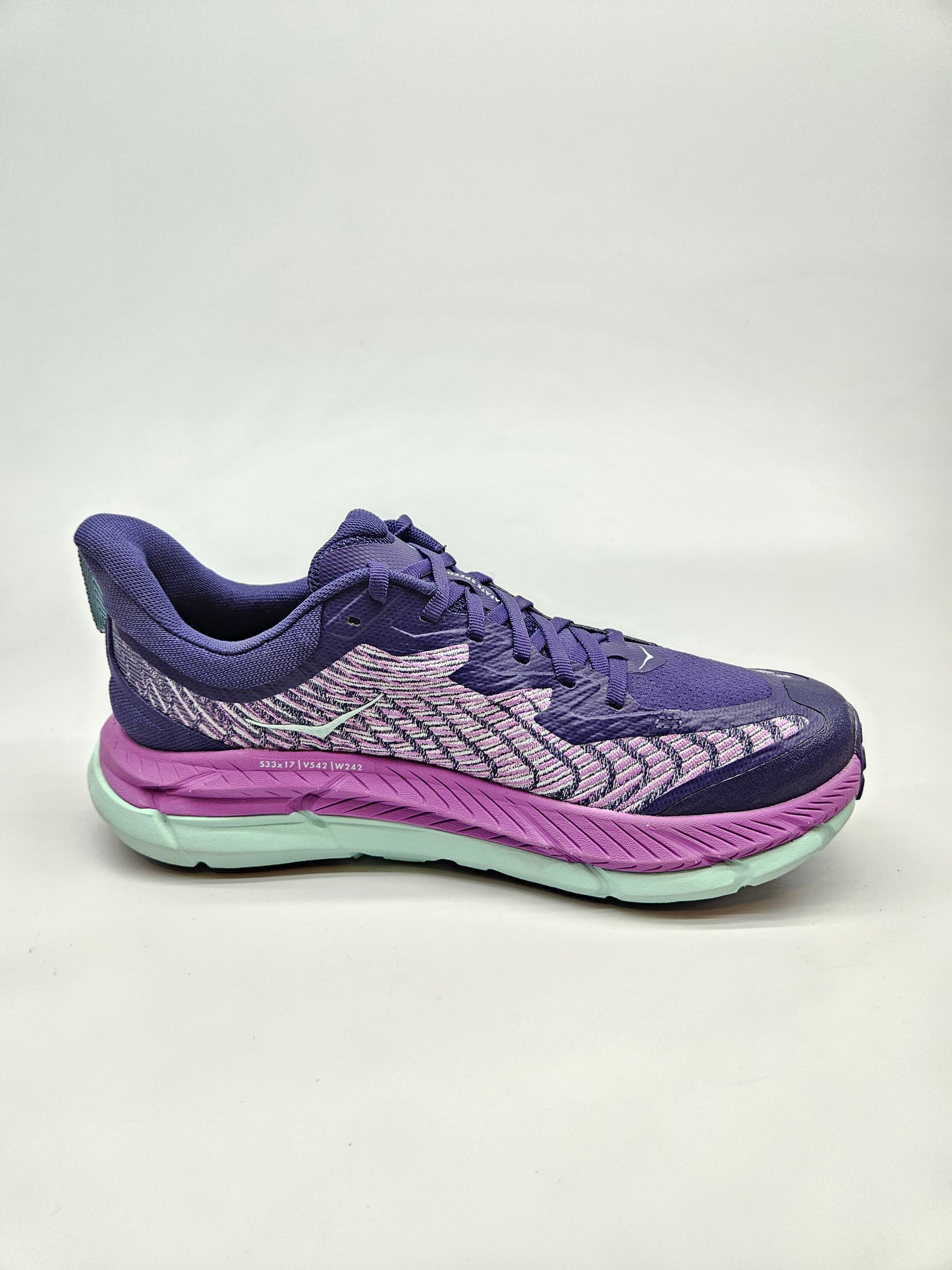HOKA VIBRAM NOVI ORIGINAL PATIKI BR 42.5