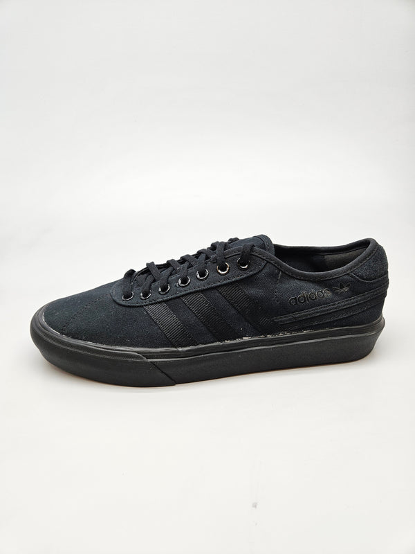 ADIDAS NOVI ORIGINAL PATIKI BR 44
