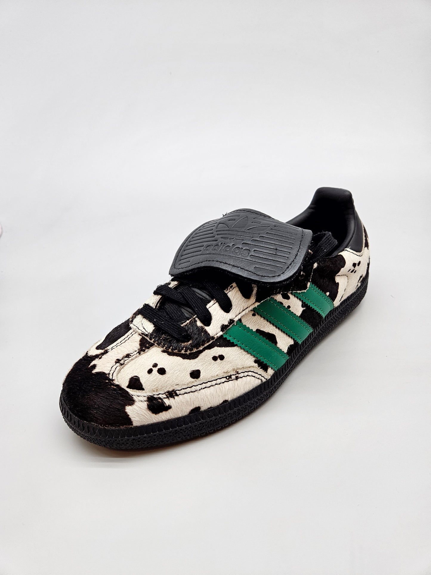 ADIDAS ORIGINAL PATIKI BR 40