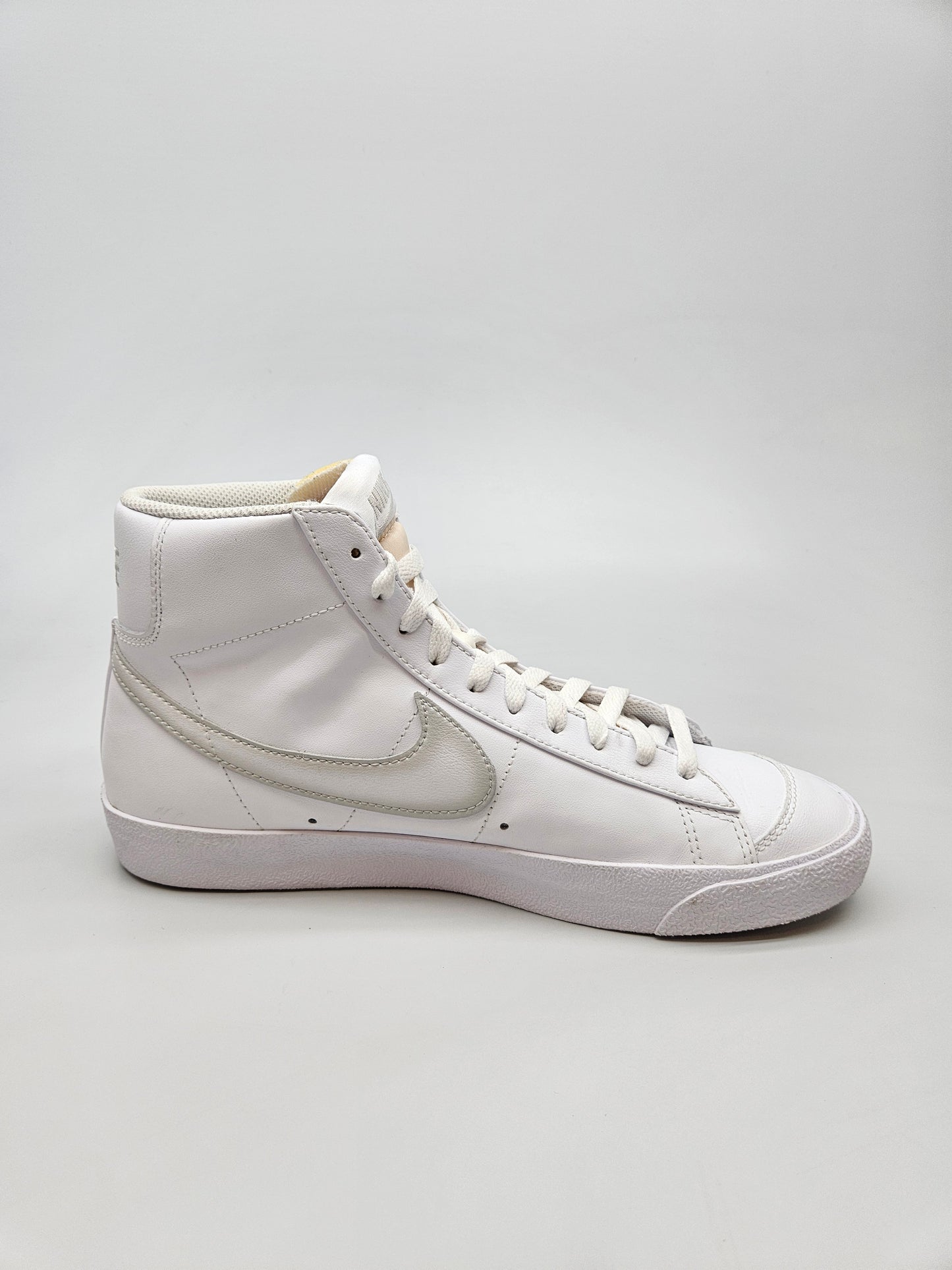 NIKE NOVI ORIGINAL PATIKI BR 44.5
