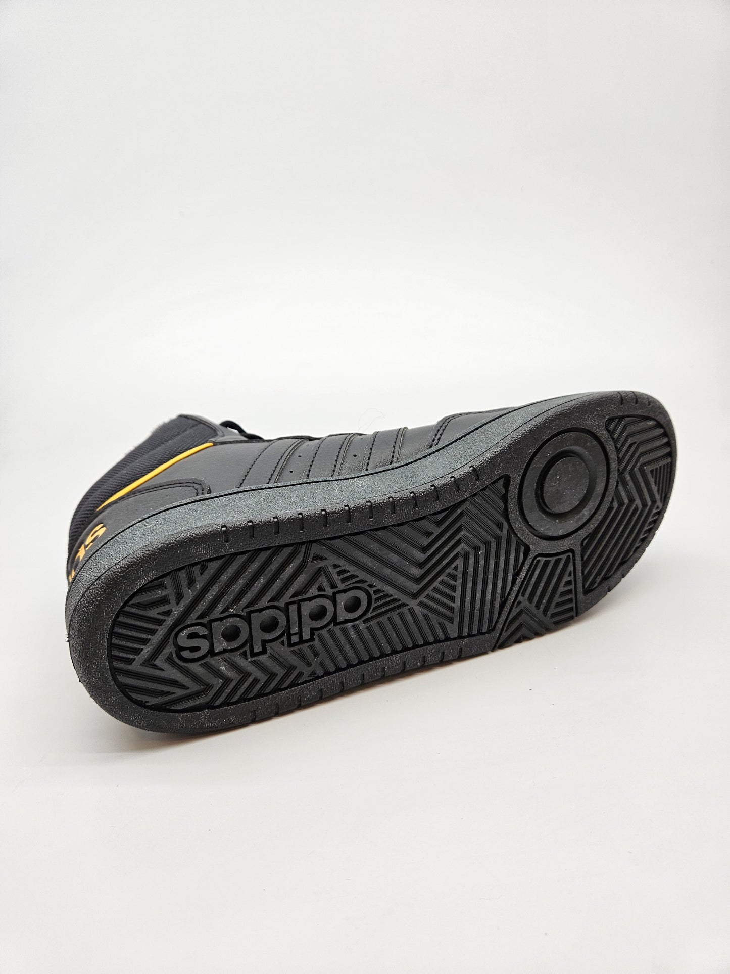 ADIDAS NOVI ORIGINAL PATIKI BR 37
