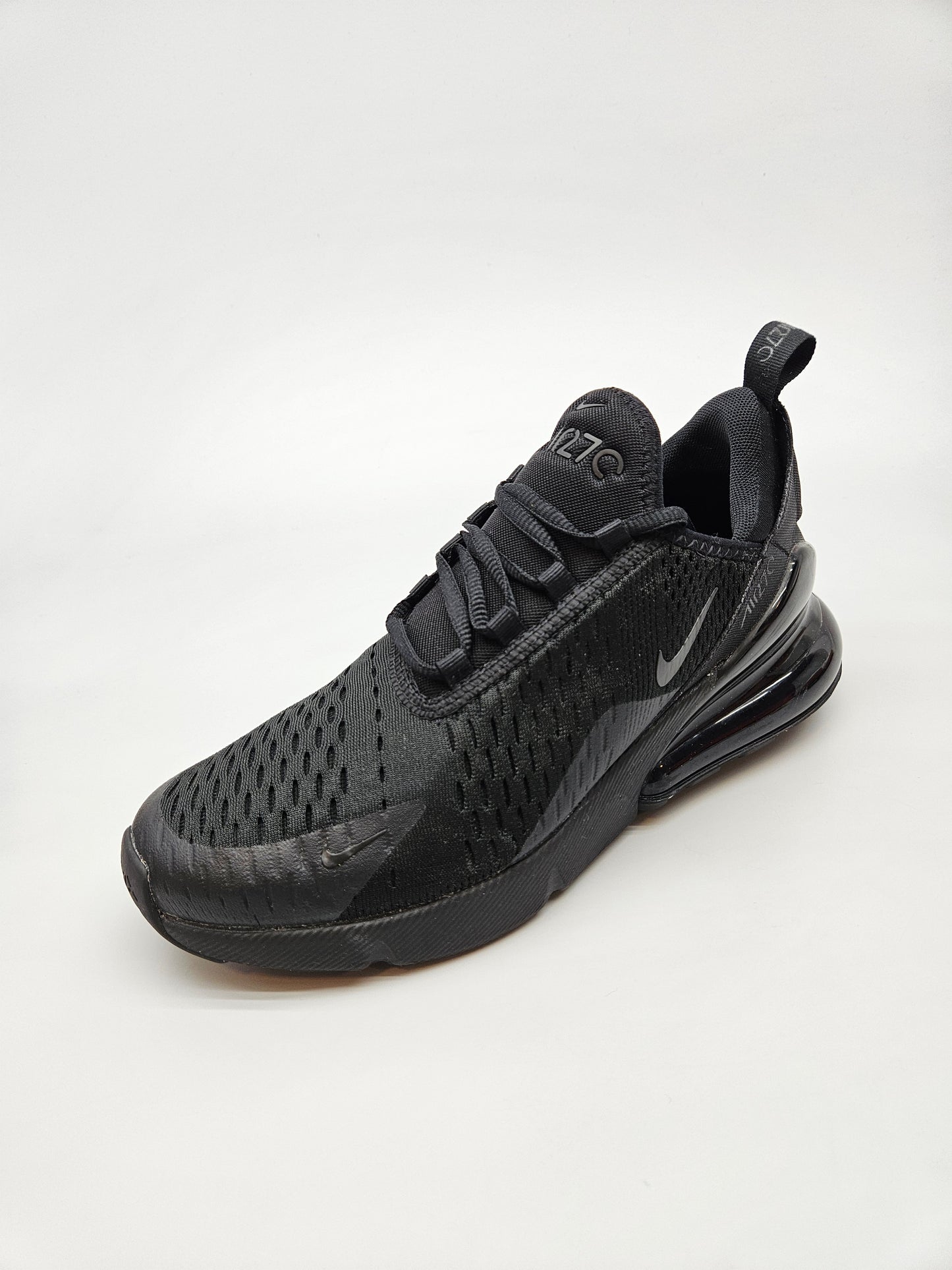 NIKE AIRMAX NOVI ORIGINAL PATIKI BR 39