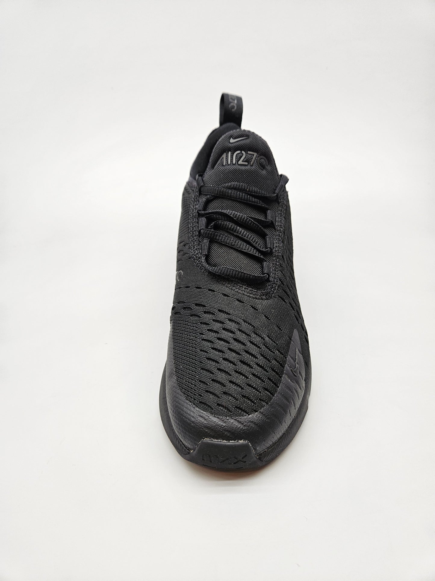 NIKE AIRMAX NOVI ORIGINAL PATIKI BR 39