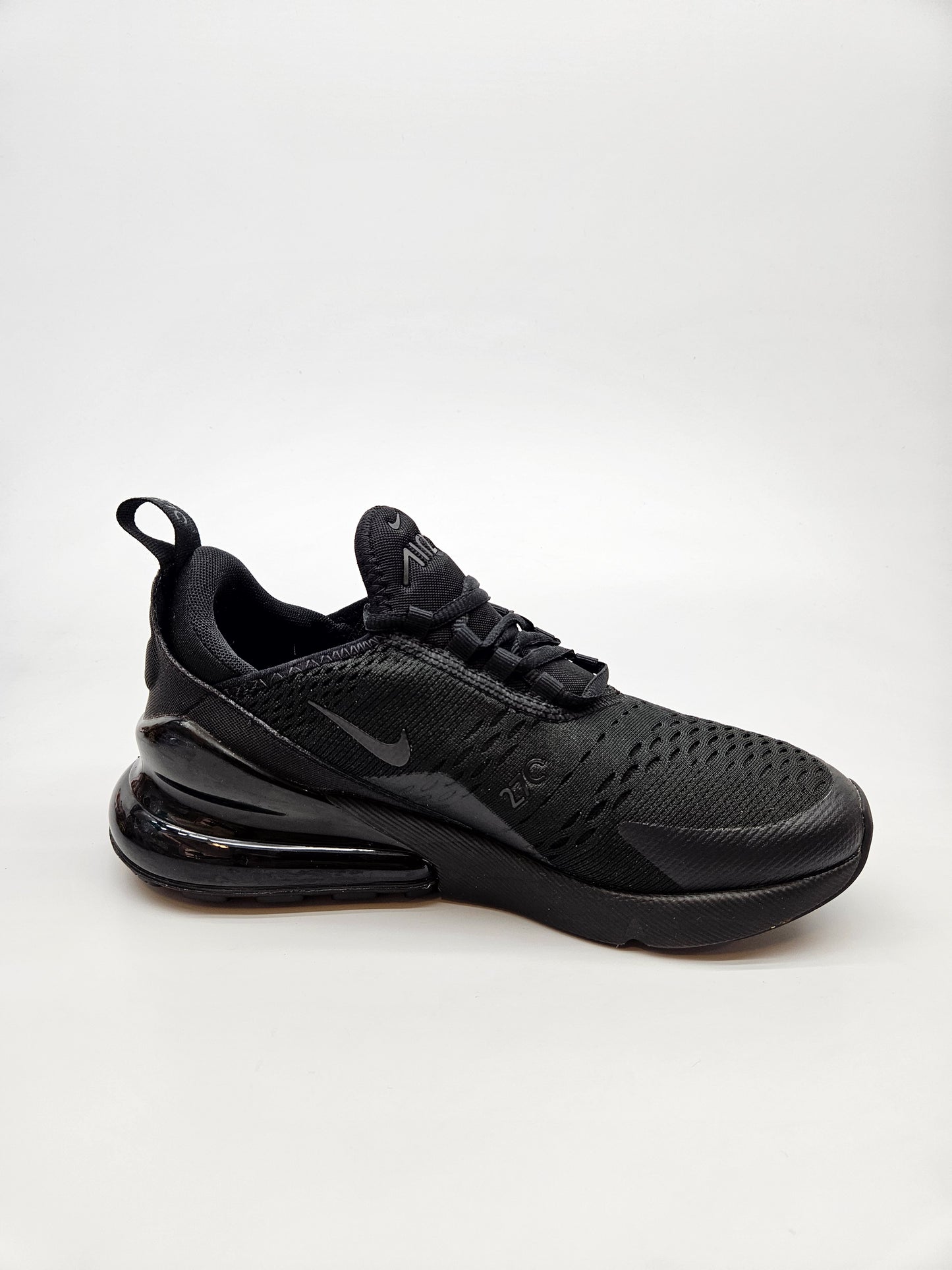 NIKE AIRMAX NOVI ORIGINAL PATIKI BR 39