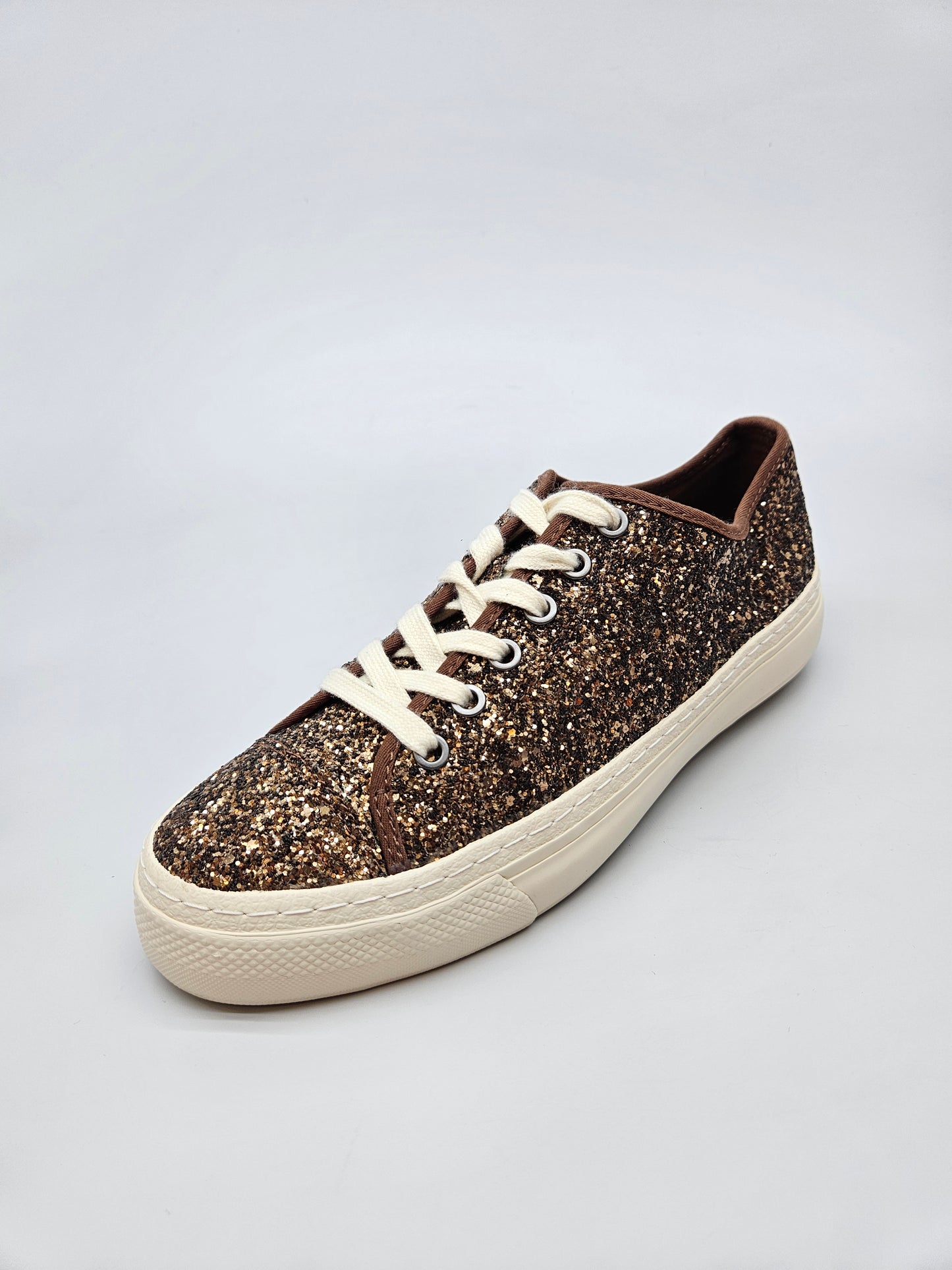 NEXT NOVI ORIGINAL PATIKI BR 40
