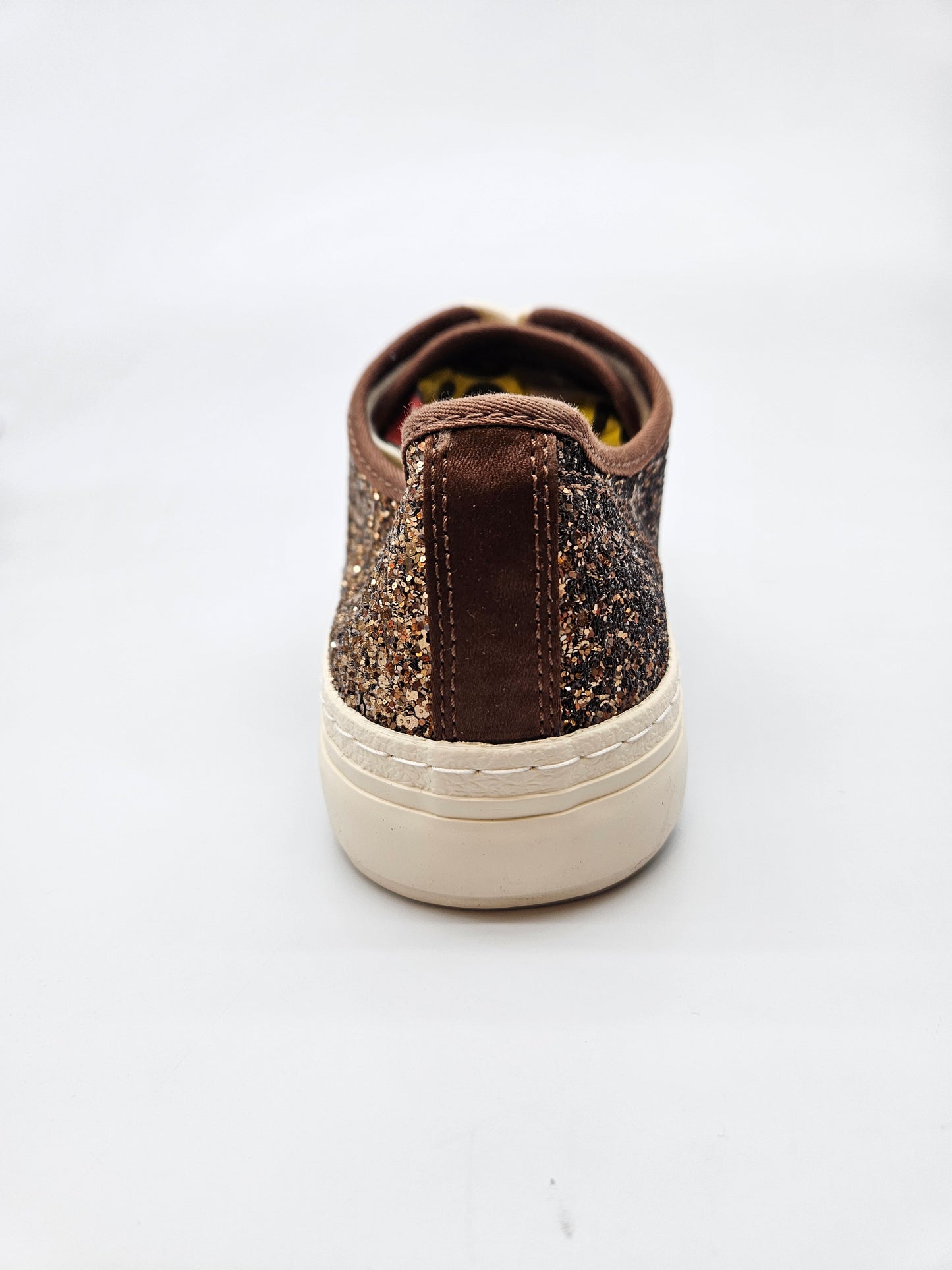 NEXT NOVI ORIGINAL PATIKI BR 40