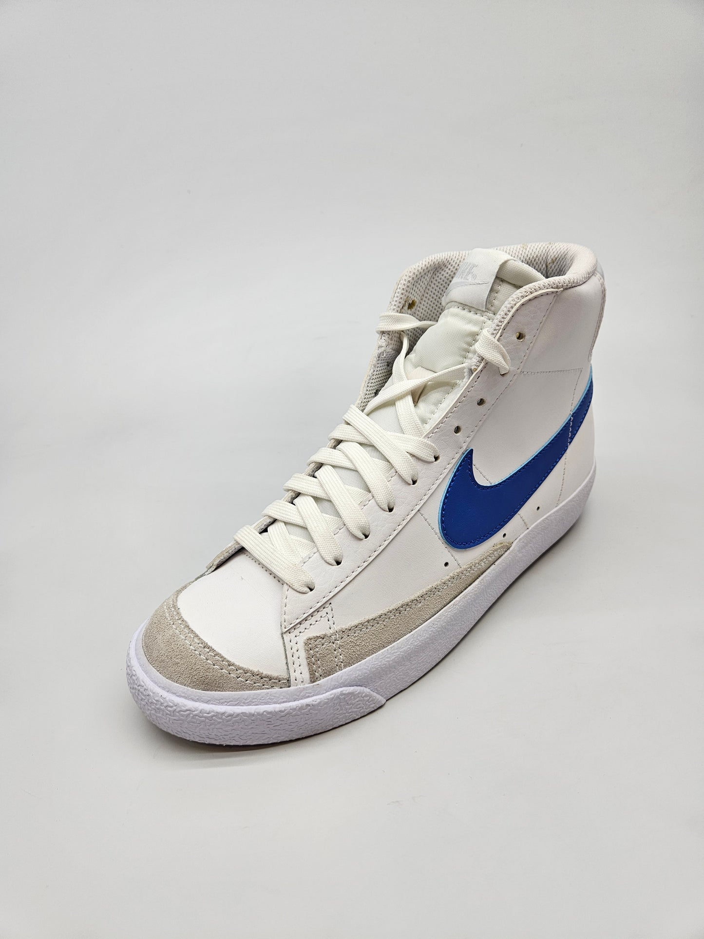 NIKE NOVI ORIGINAL PATIKI BR 38.5