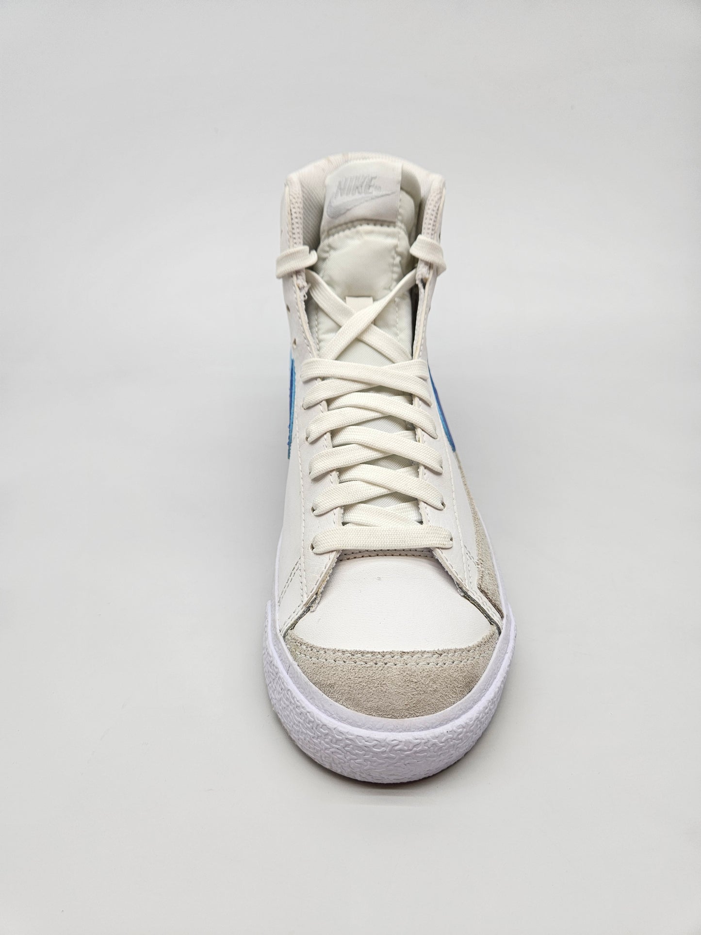 NIKE NOVI ORIGINAL PATIKI BR 38.5