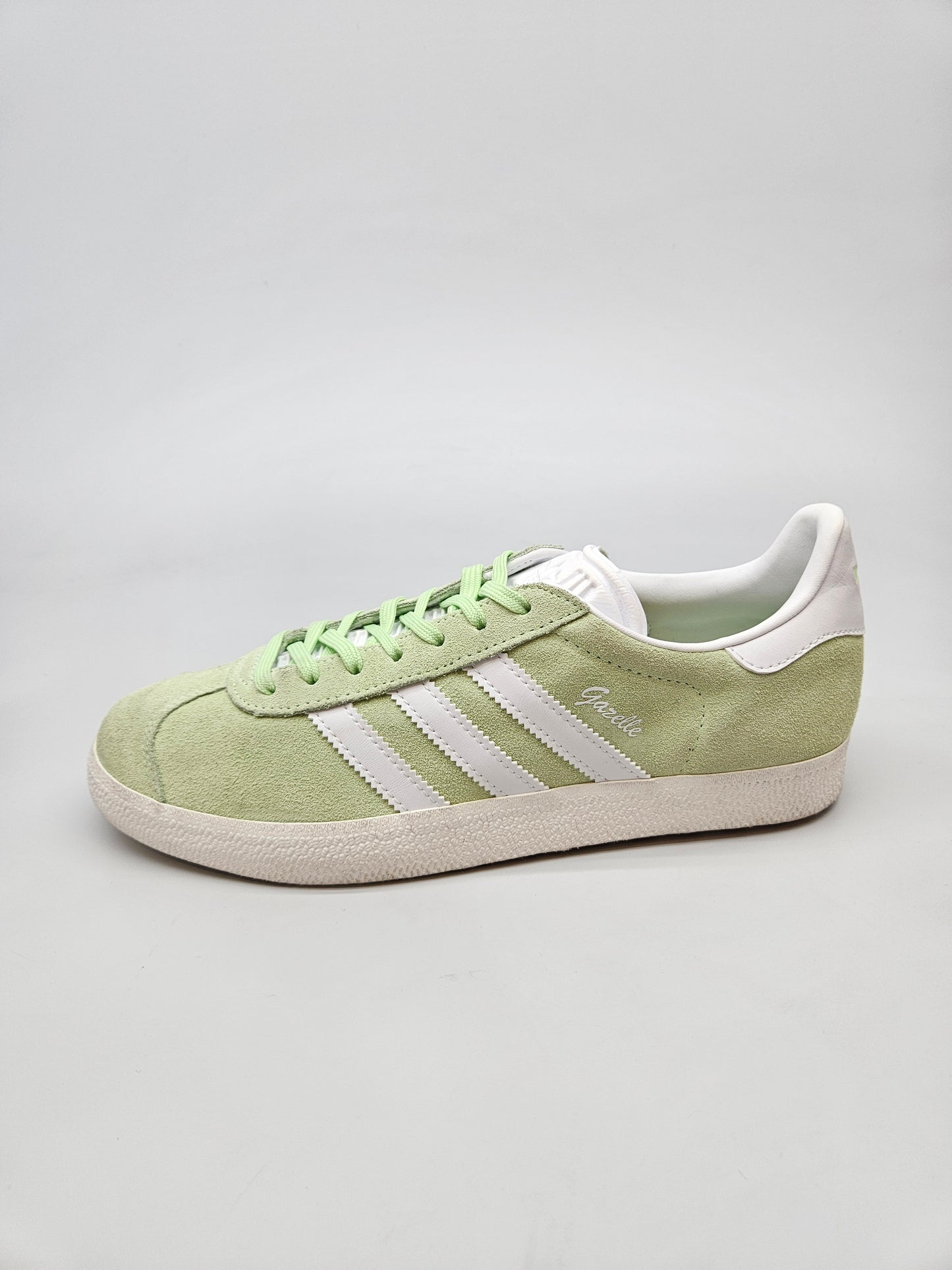 ADIDAS GAZZELE NOVI ORIGINAL PATIKI BR 41
