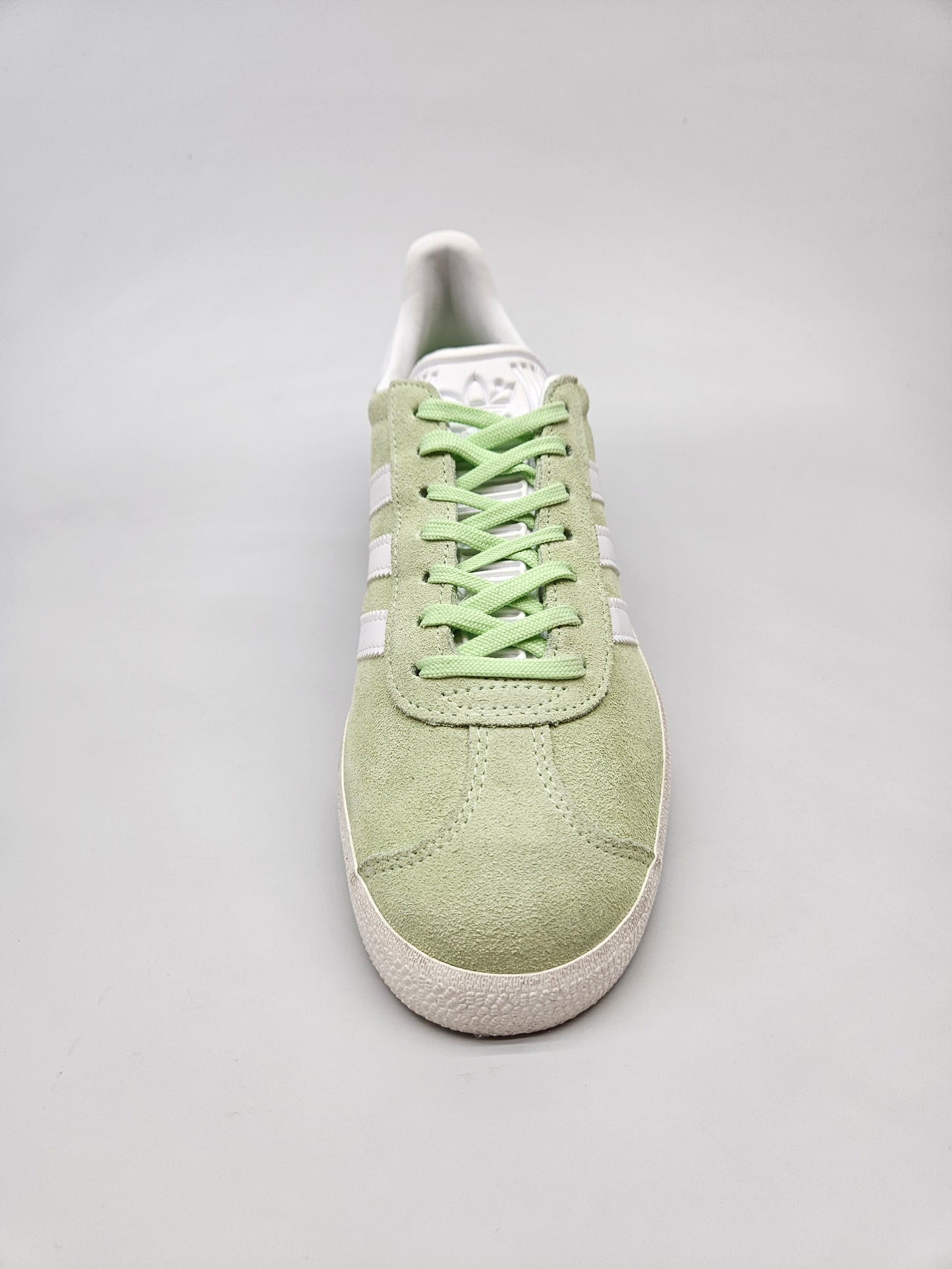 ADIDAS GAZZELE NOVI ORIGINAL PATIKI BR 41