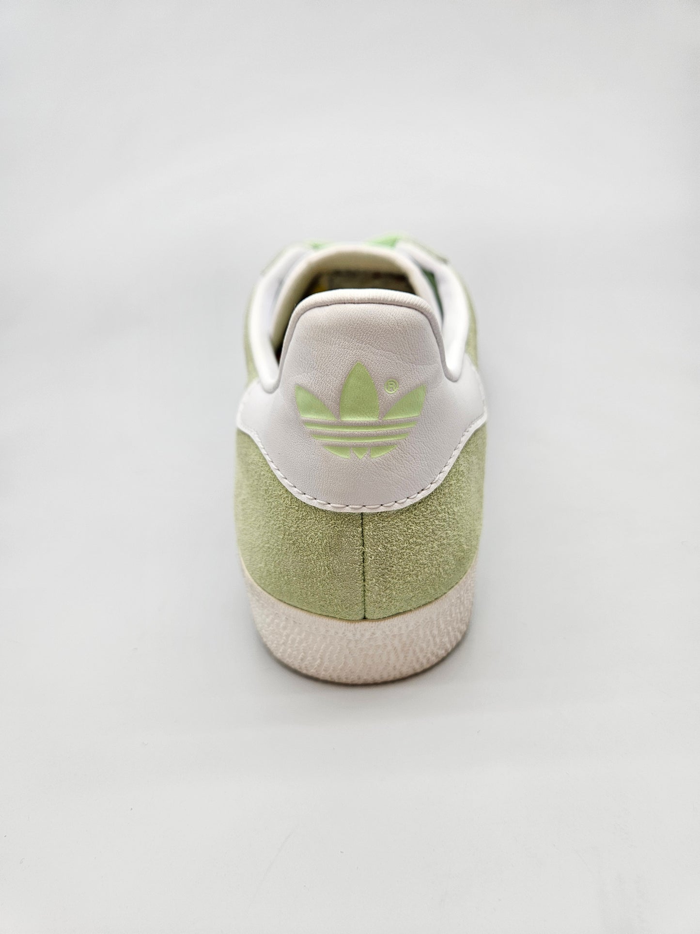 ADIDAS GAZZELE NOVI ORIGINAL PATIKI BR 41
