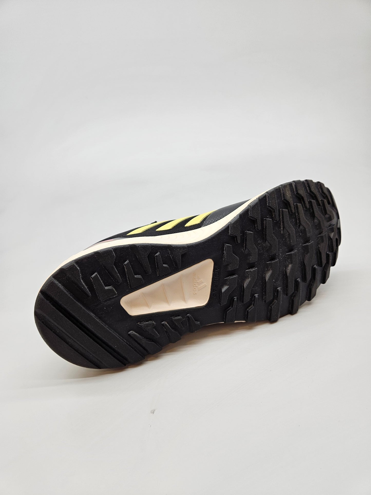 ADIDAS NOVI ORIGINAL PATIKI BR 36