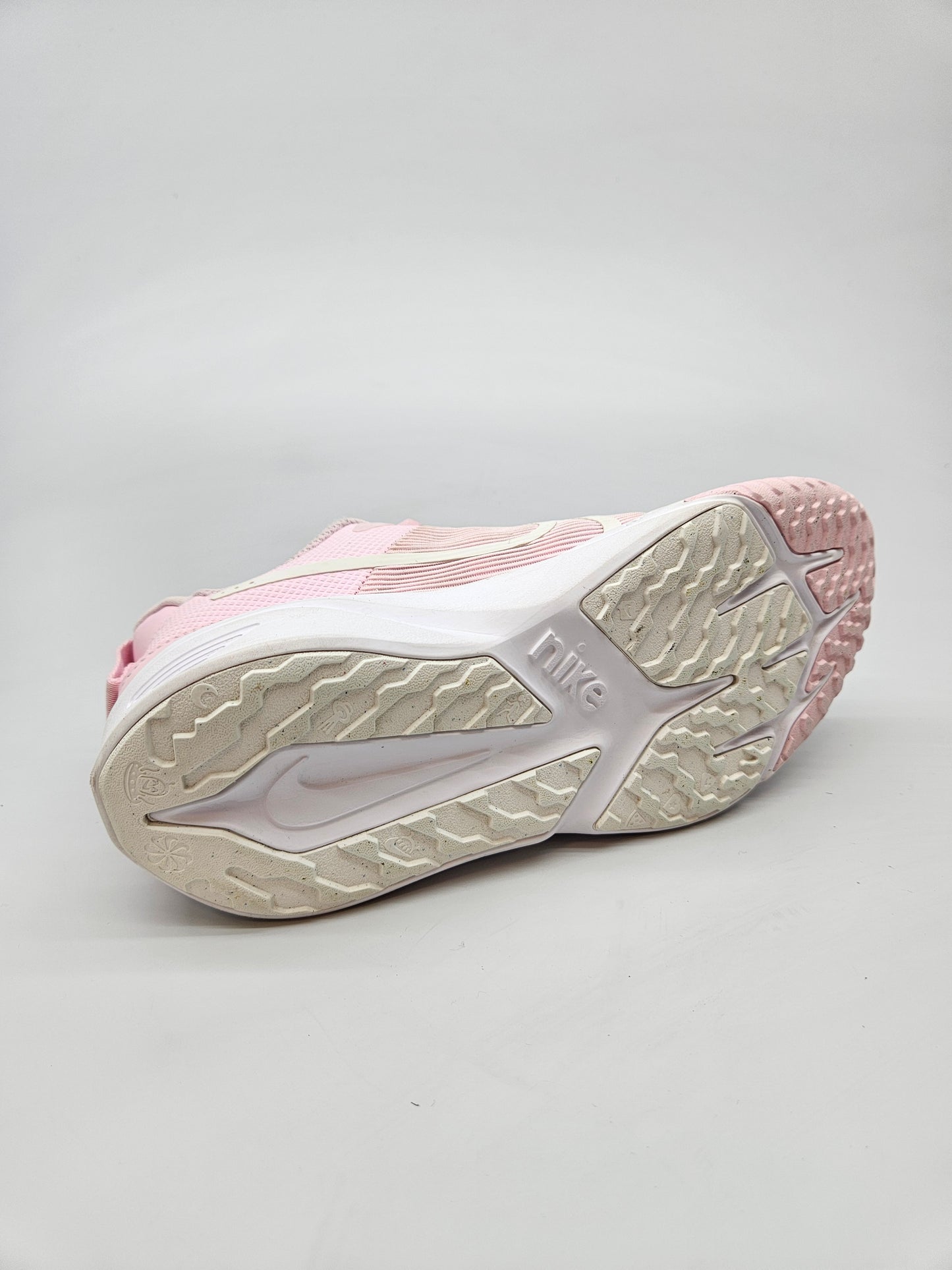 NIKE NOVI ORIGINAL PATIKI BR 34