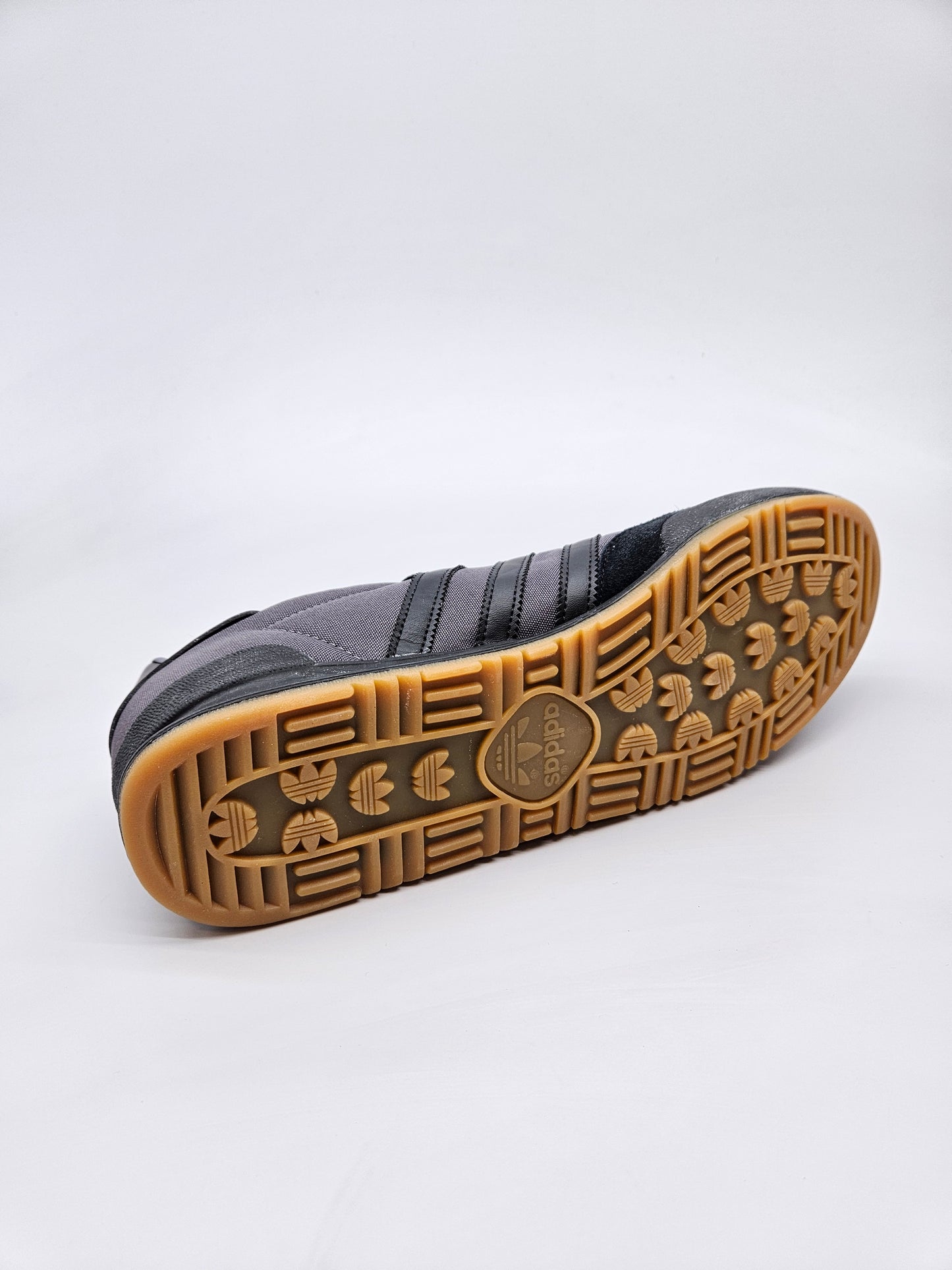 ADIDAS NOVI ORIGINAL PATIKI BR 45