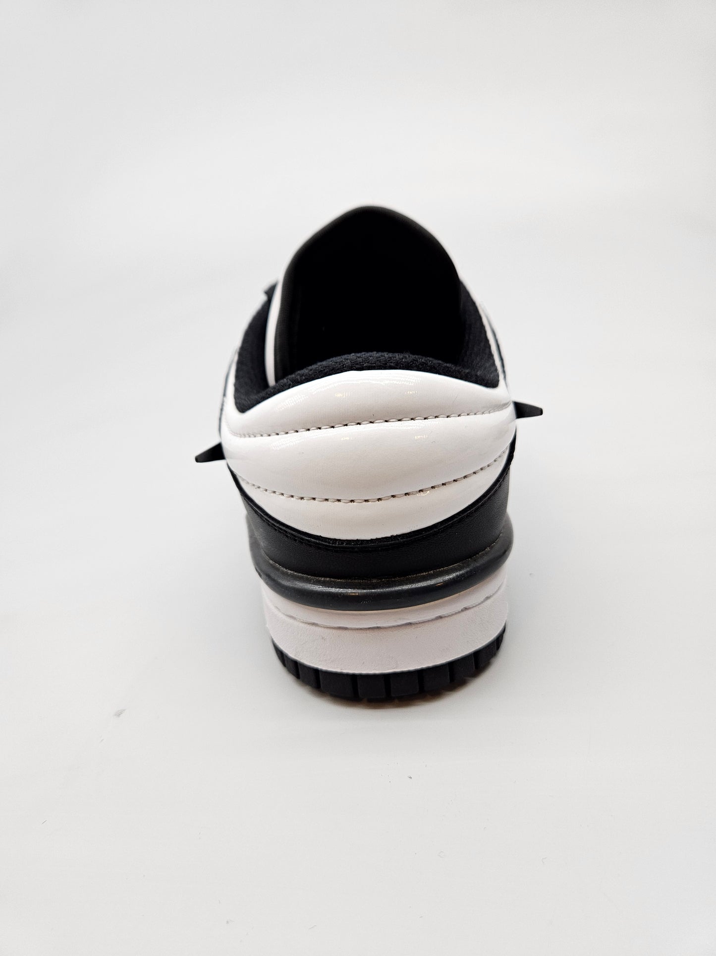 NIKE NOVI ORIGINAL PATIKI BR 37.5
