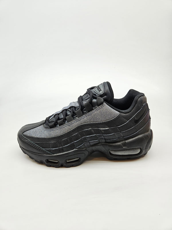 NIKE AIRMAX NOVI ORIGINAL PATIKI BR 37.5