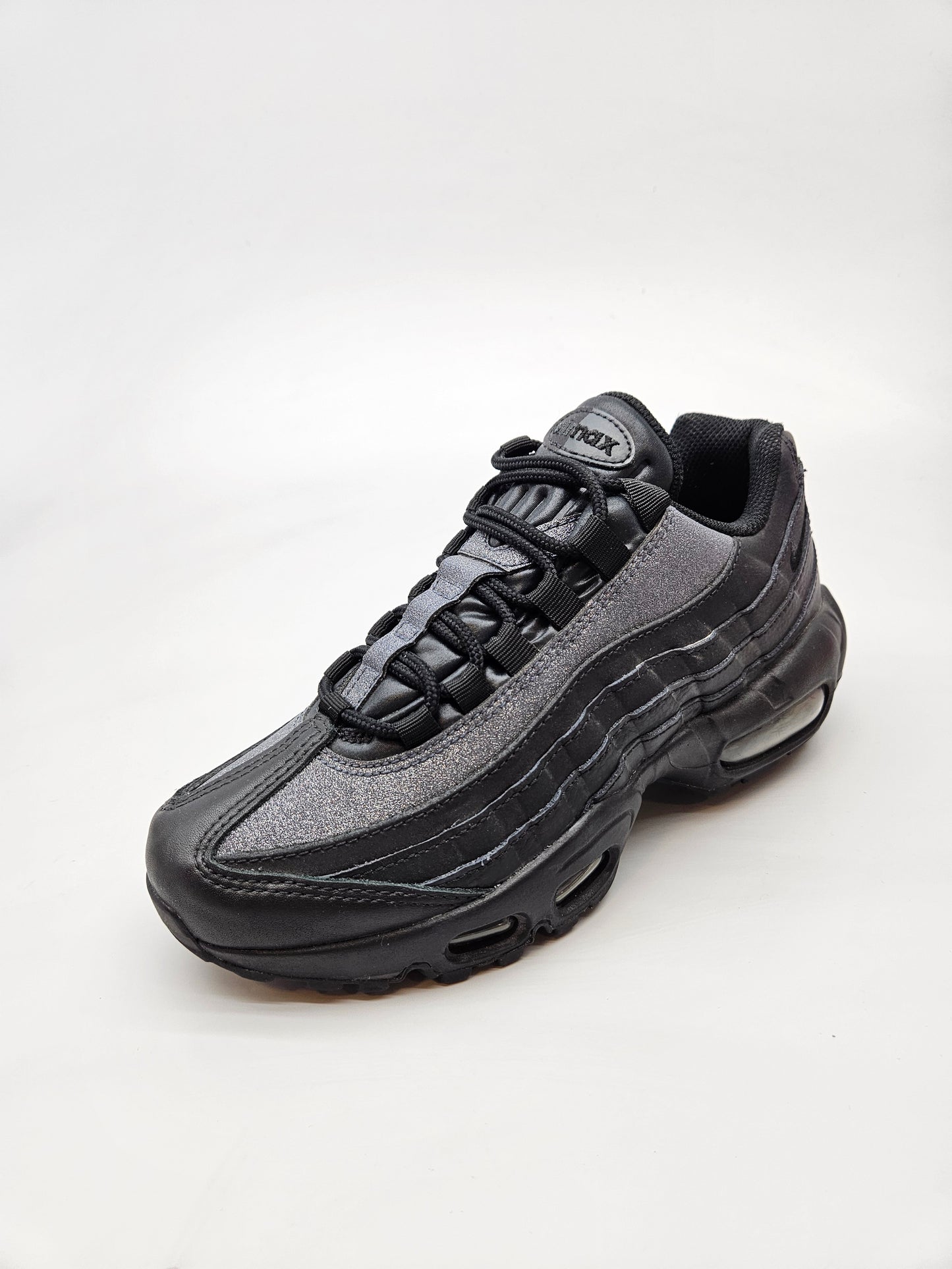 NIKE AIRMAX NOVI ORIGINAL PATIKI BR 37.5