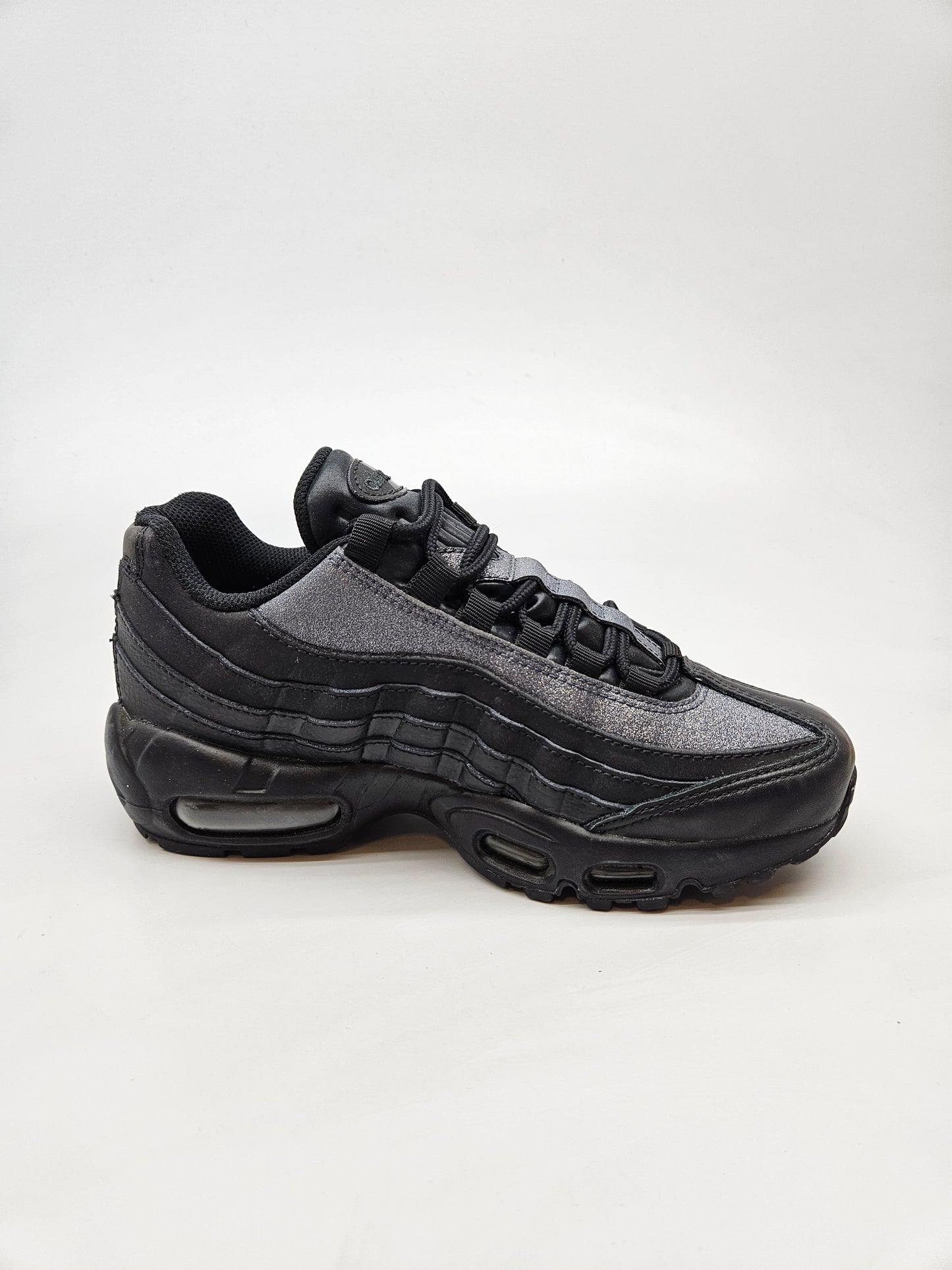 NIKE AIRMAX NOVI ORIGINAL PATIKI BR 37.5