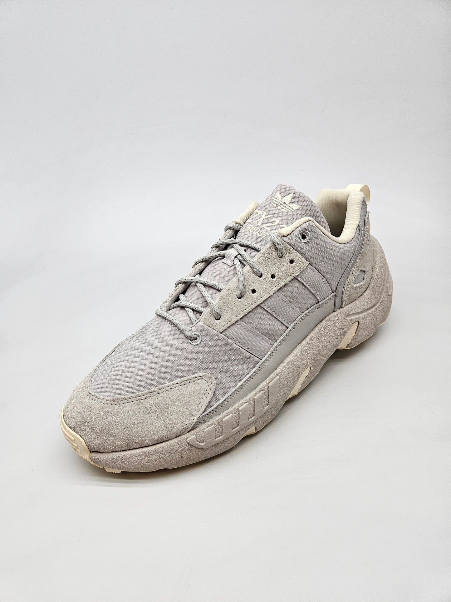 ADIDAS NOVI ORIGINAL PATIKI BR 46.5