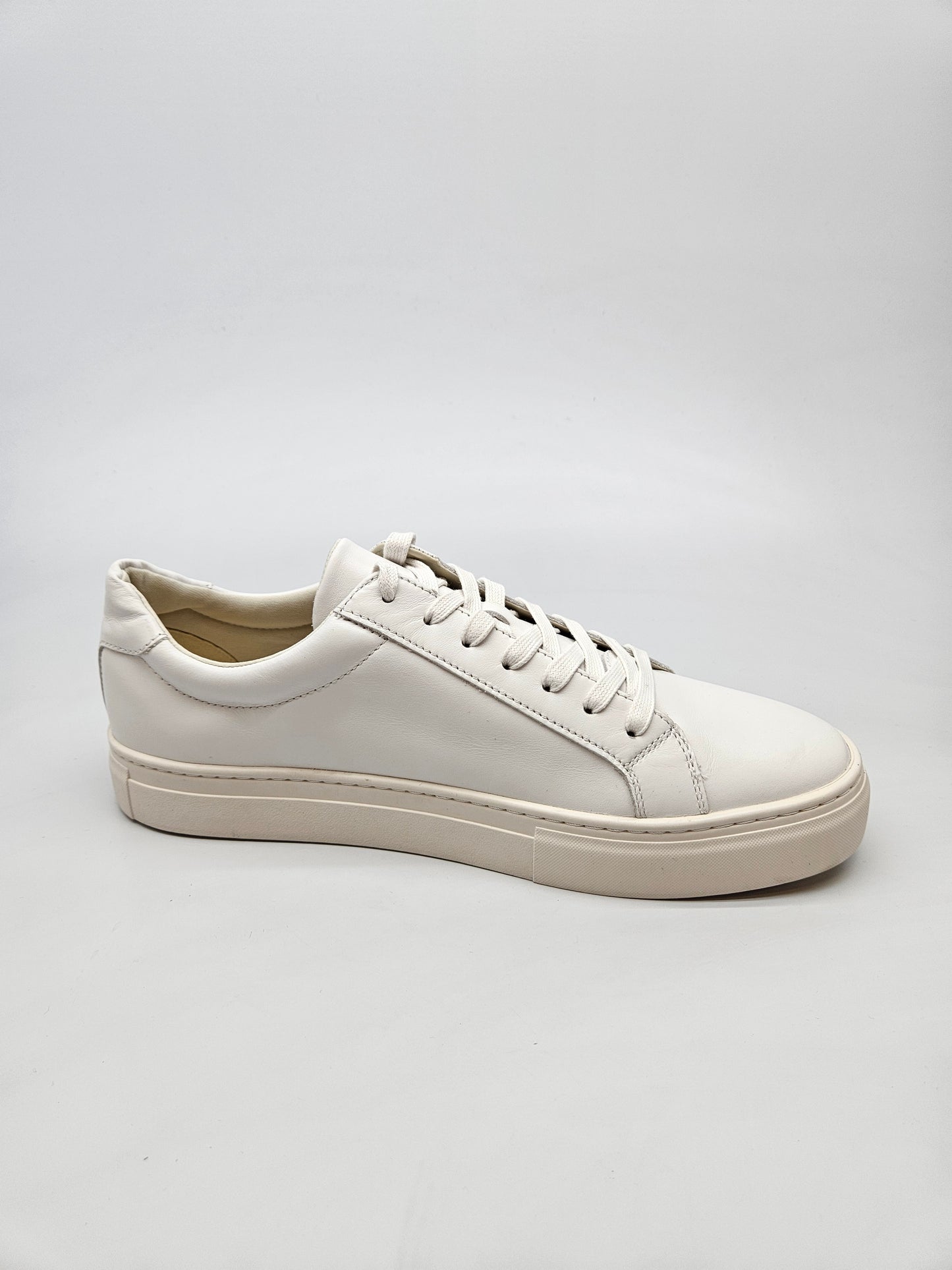 VAGABOND NOVI ORIGINAL PATIKI BR 43