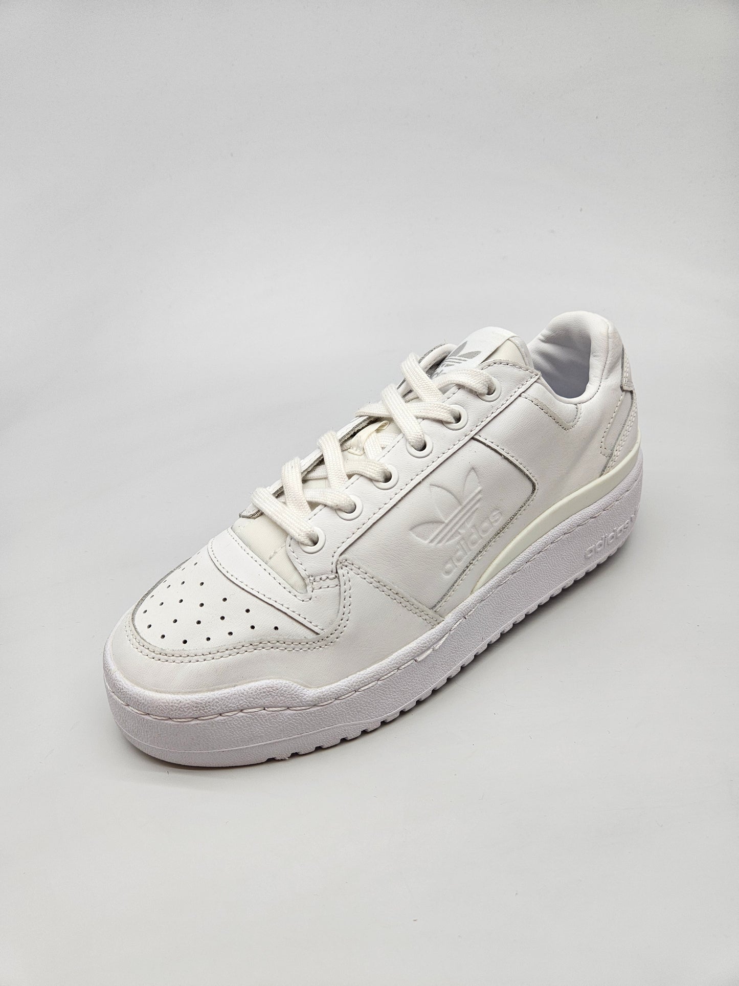 ADIDAS NOVI ORIGINAL PATIKI BR 38.5