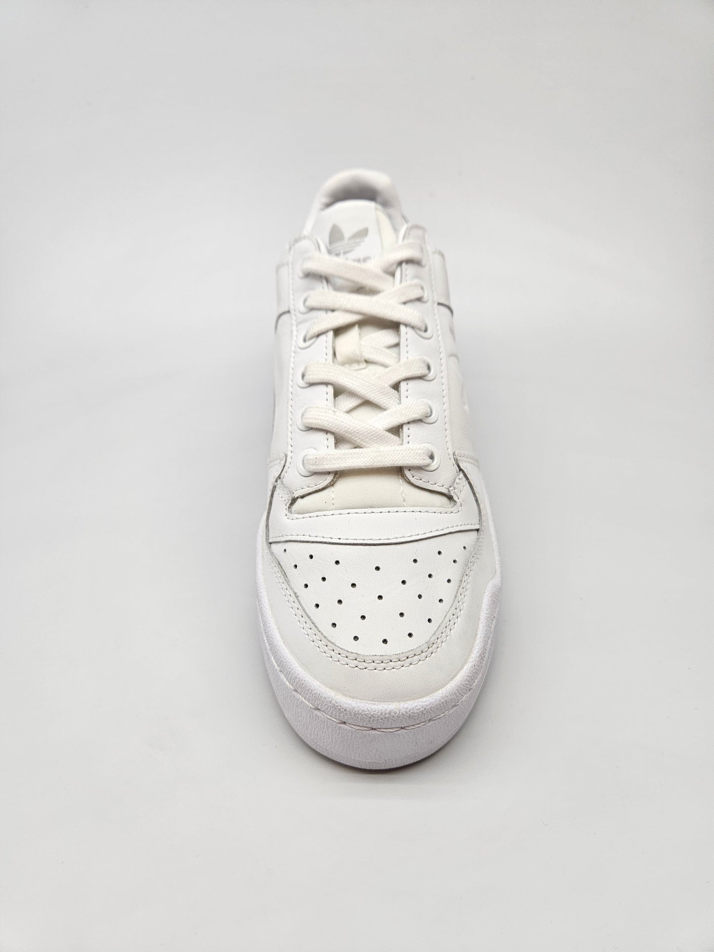 ADIDAS NOVI ORIGINAL PATIKI BR 38.5