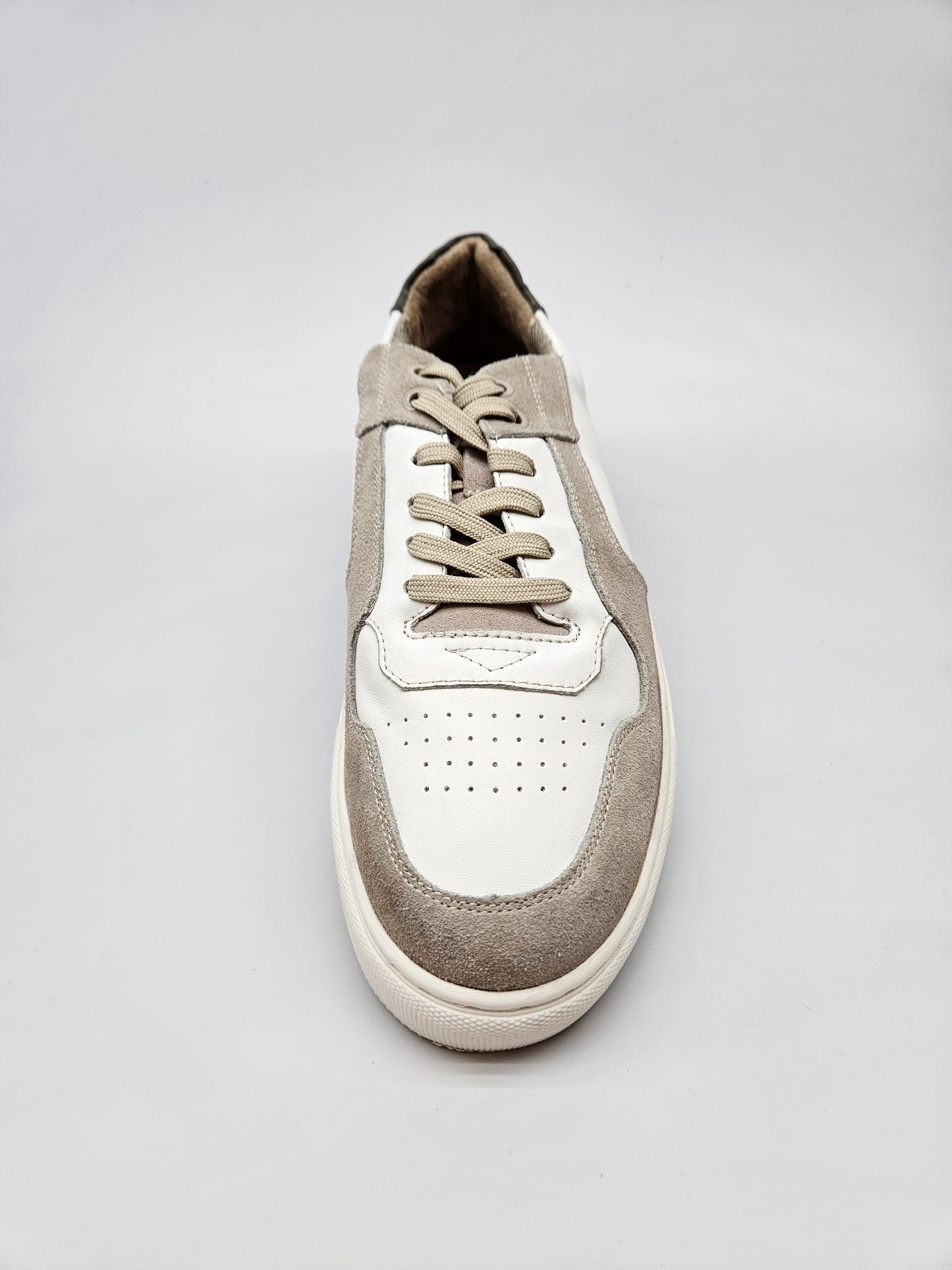 JOOP NOVI ORIGINAL PATIKI BR 44
