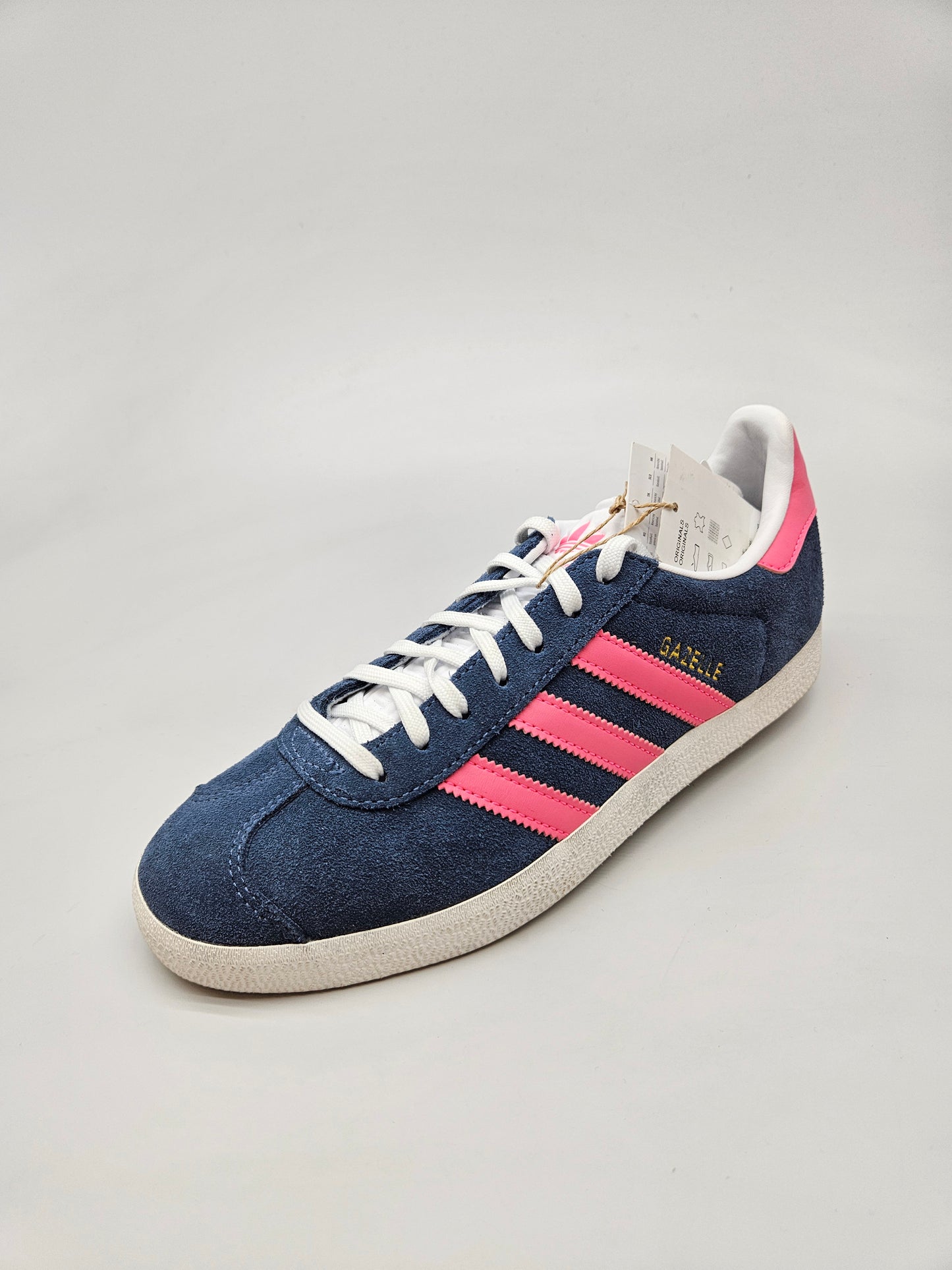 ADIDAS NOVI ORIGINAL PATIKI BR 40