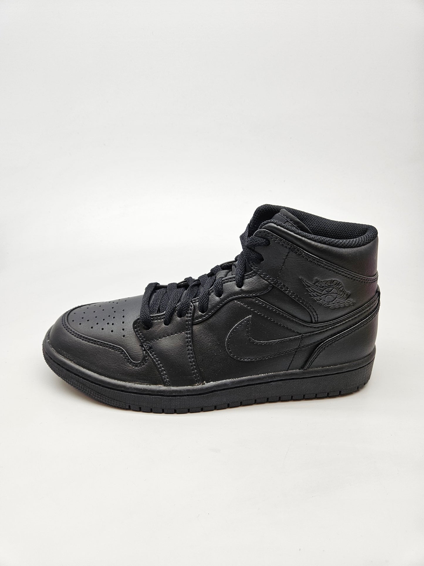 NIKE JORDAN NOVI ORIGINAL PATIKI BR 40.5
