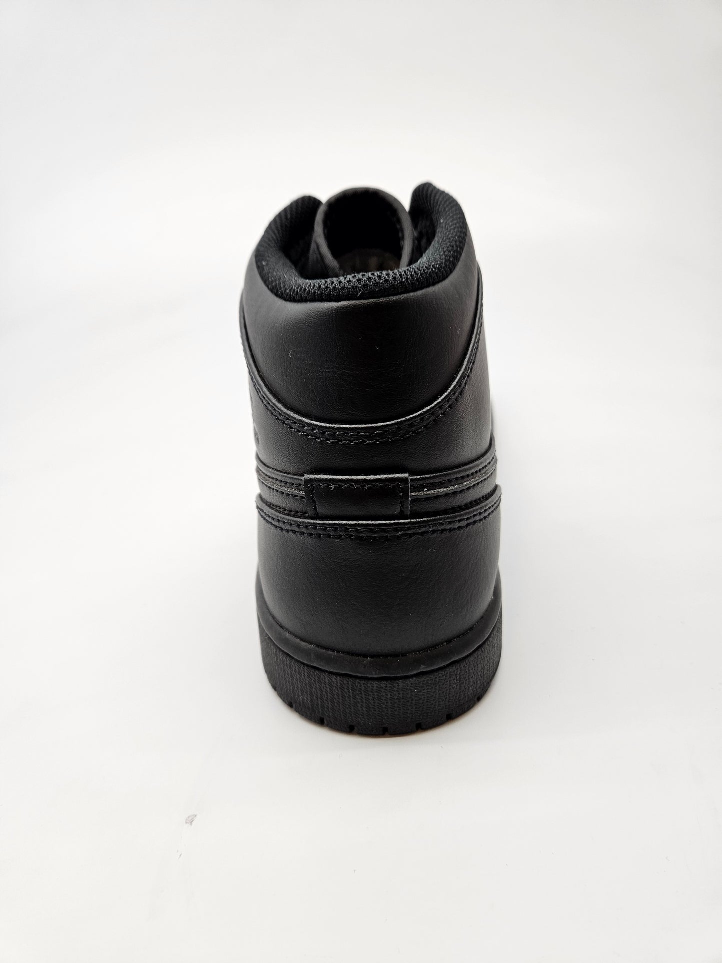 NIKE JORDAN NOVI ORIGINAL PATIKI BR 40.5