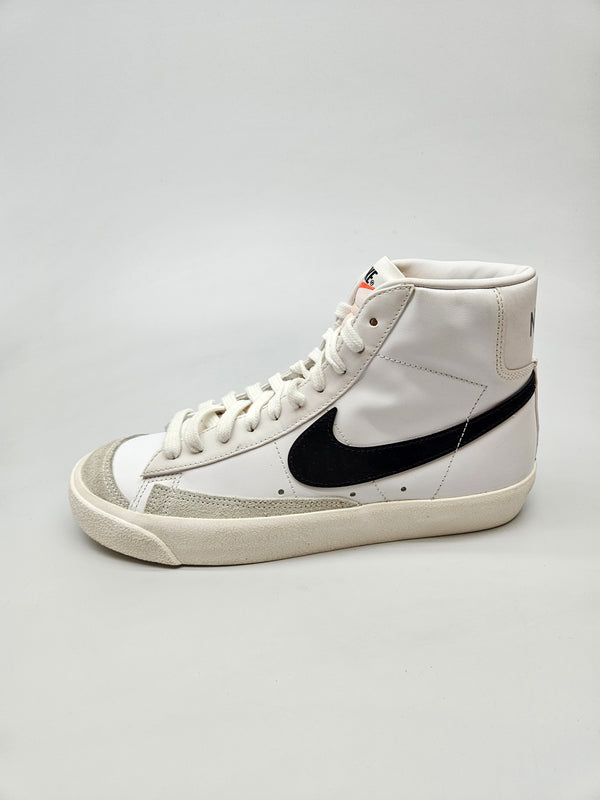 NIKE NOVI ORIGINAL PATIKI BR 39