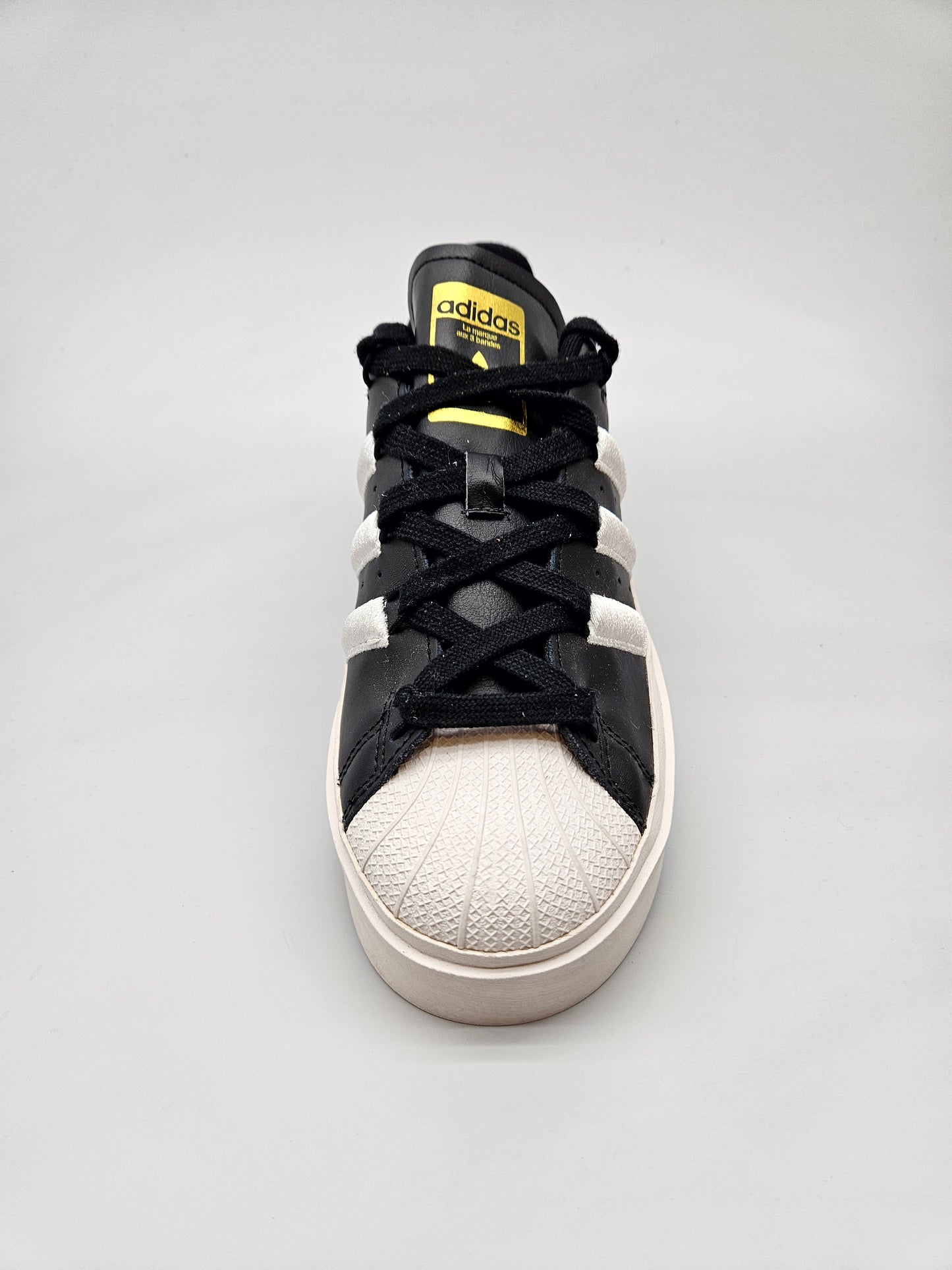 ADIDAS NOVI ORIGINAL PATIKI BR 40