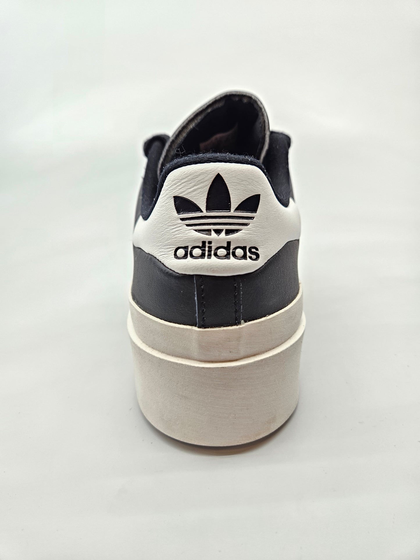 ADIDAS NOVI ORIGINAL PATIKI BR 40