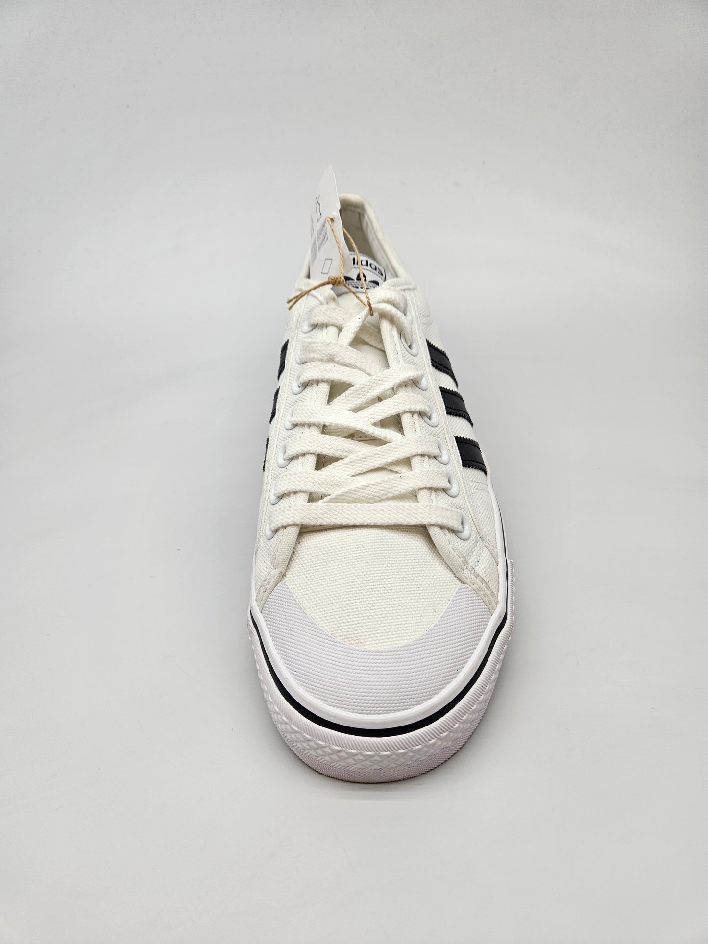 ADIDAS NOVI ORIGINAL PATIKI BR 41